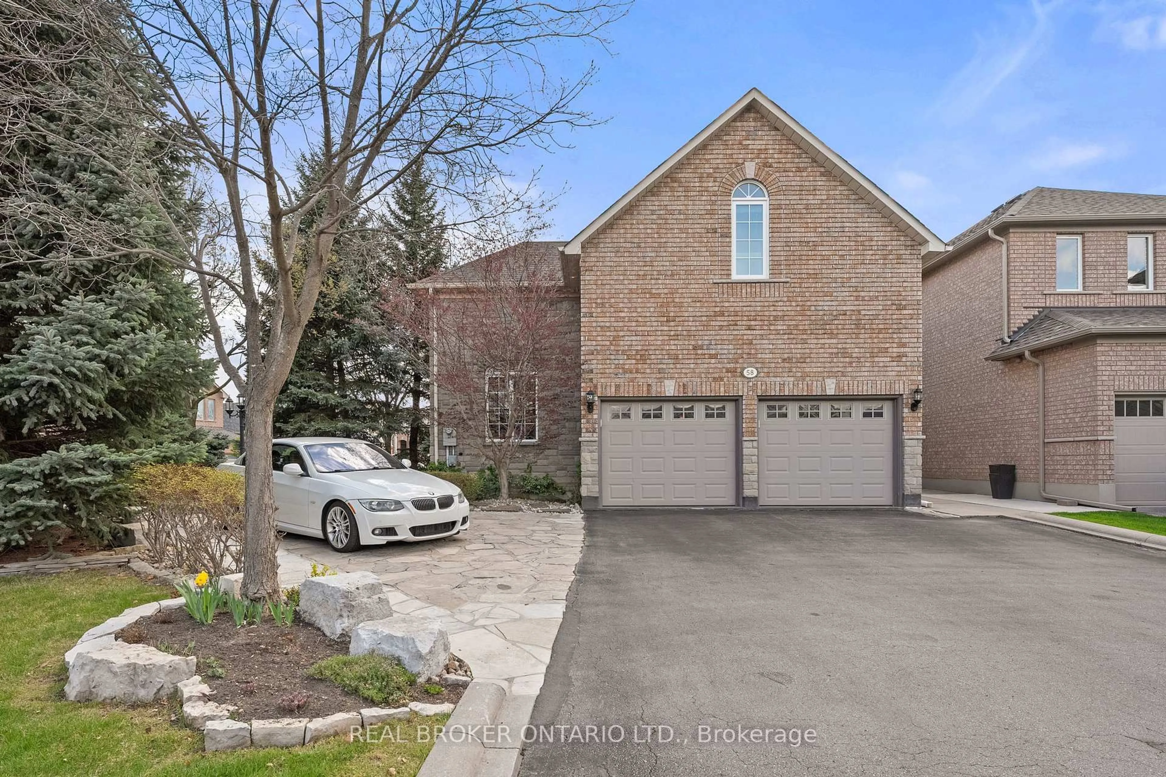 Unknown for 58 Calera Cres, Vaughan Ontario L4H 1V9