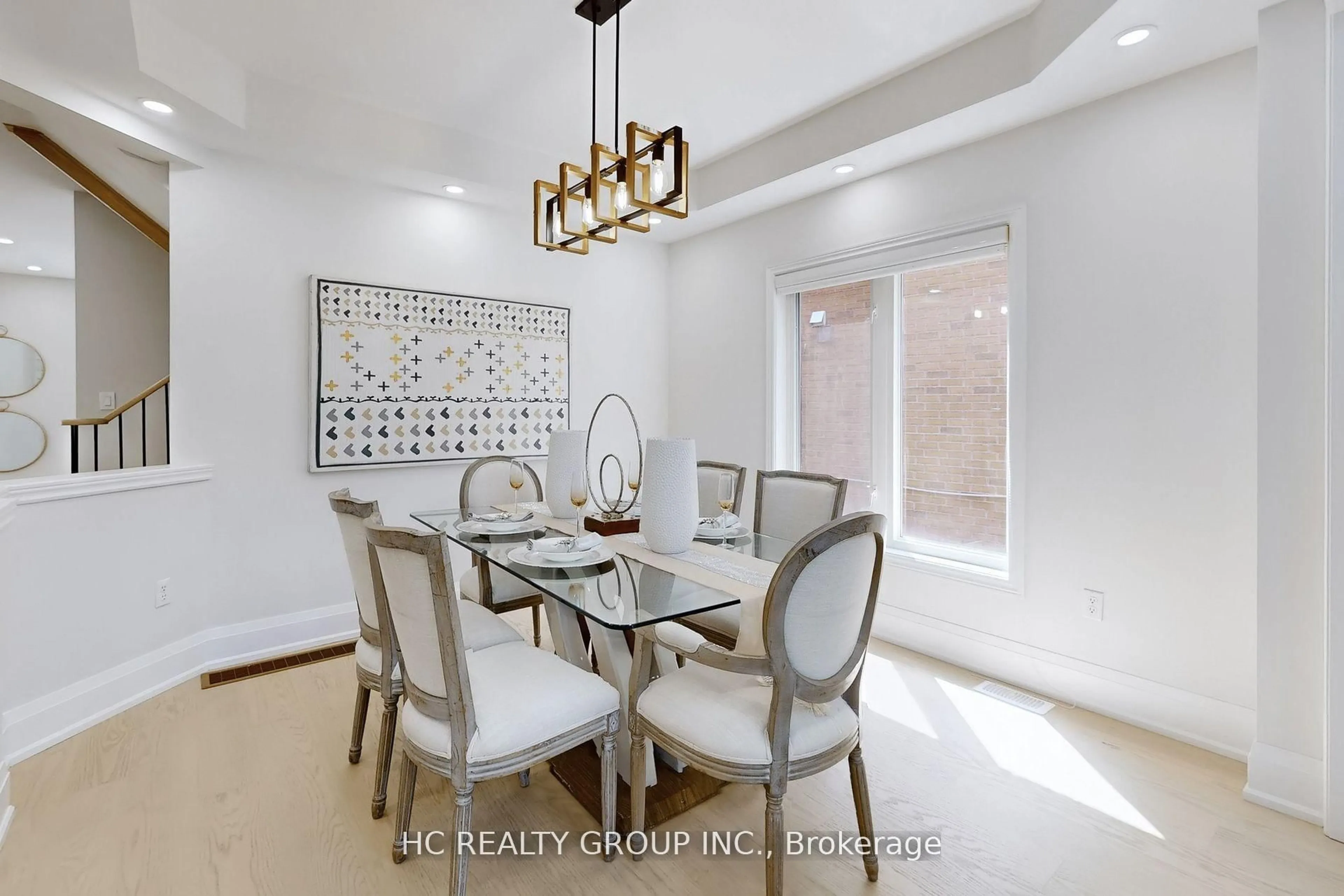 Dining room, ceramic/tile floor for 47 Medoc Pl, Vaughan Ontario L4J 8Y9