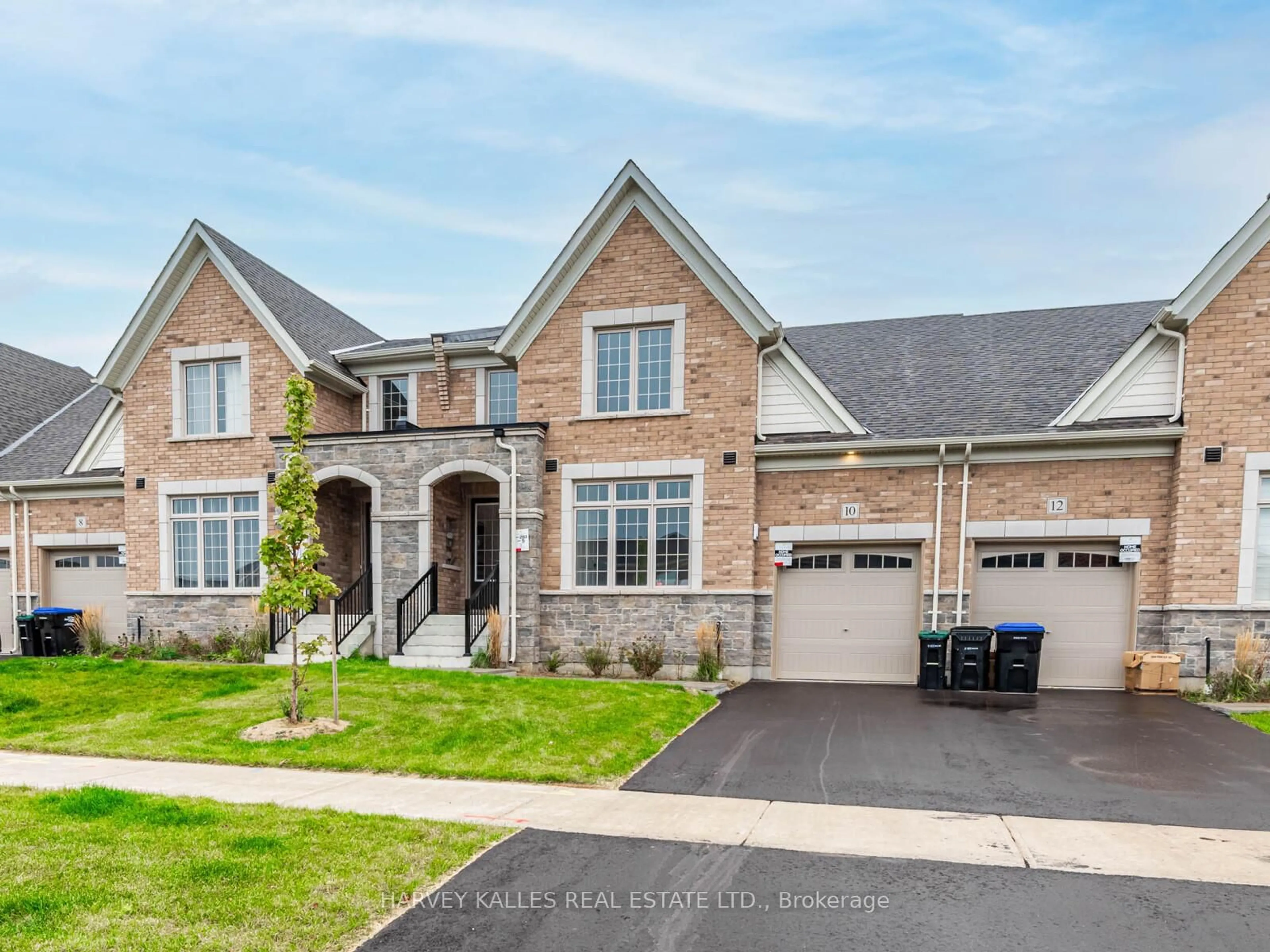 Home with brick exterior material, street for 10 Bayberry Dr, Adjala-Tosorontio Ontario L0G 1W0