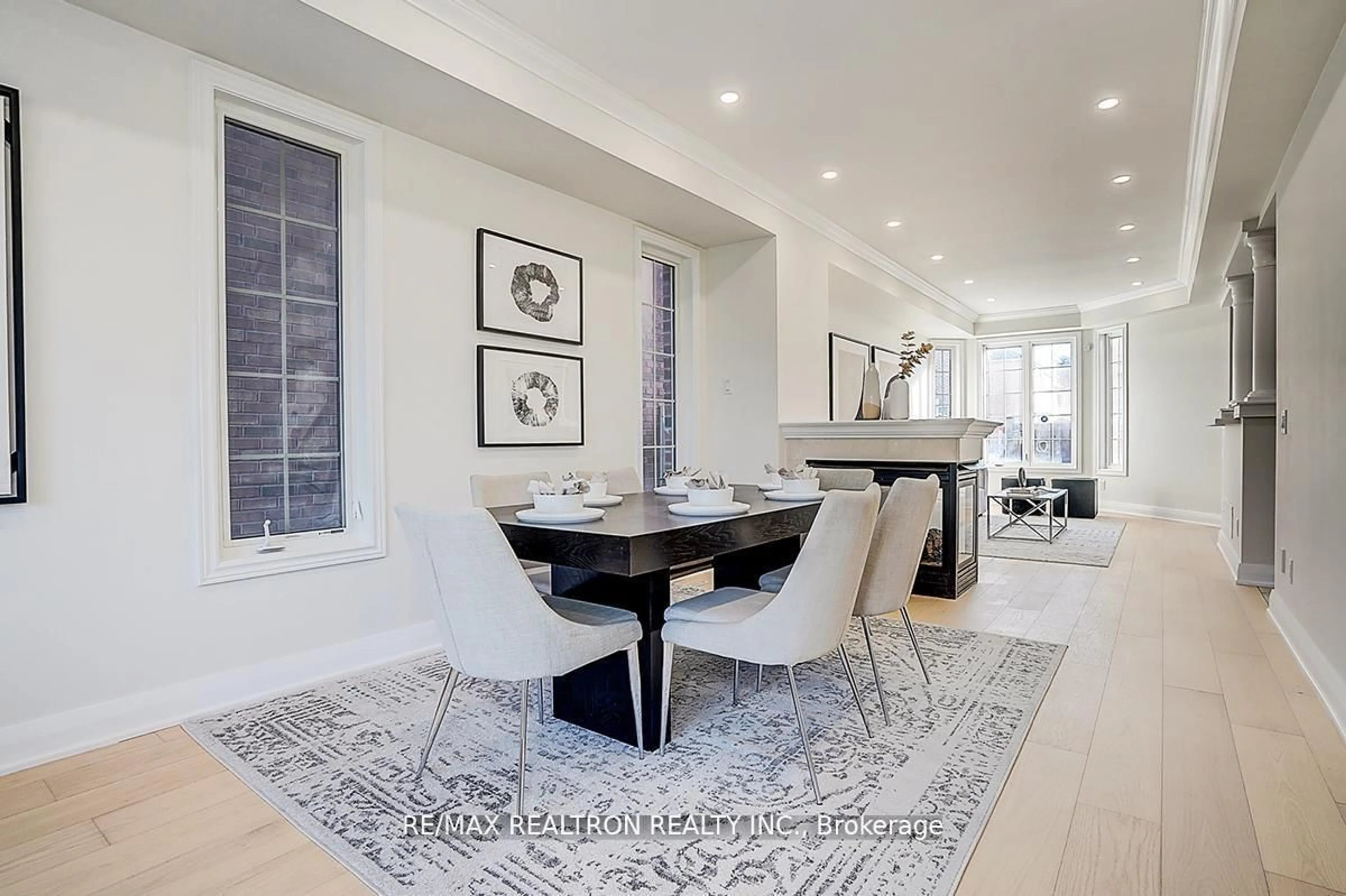 Dining room, unknown for 2798 Donald Cousens Pkwy, Markham Ontario L6B 1J7