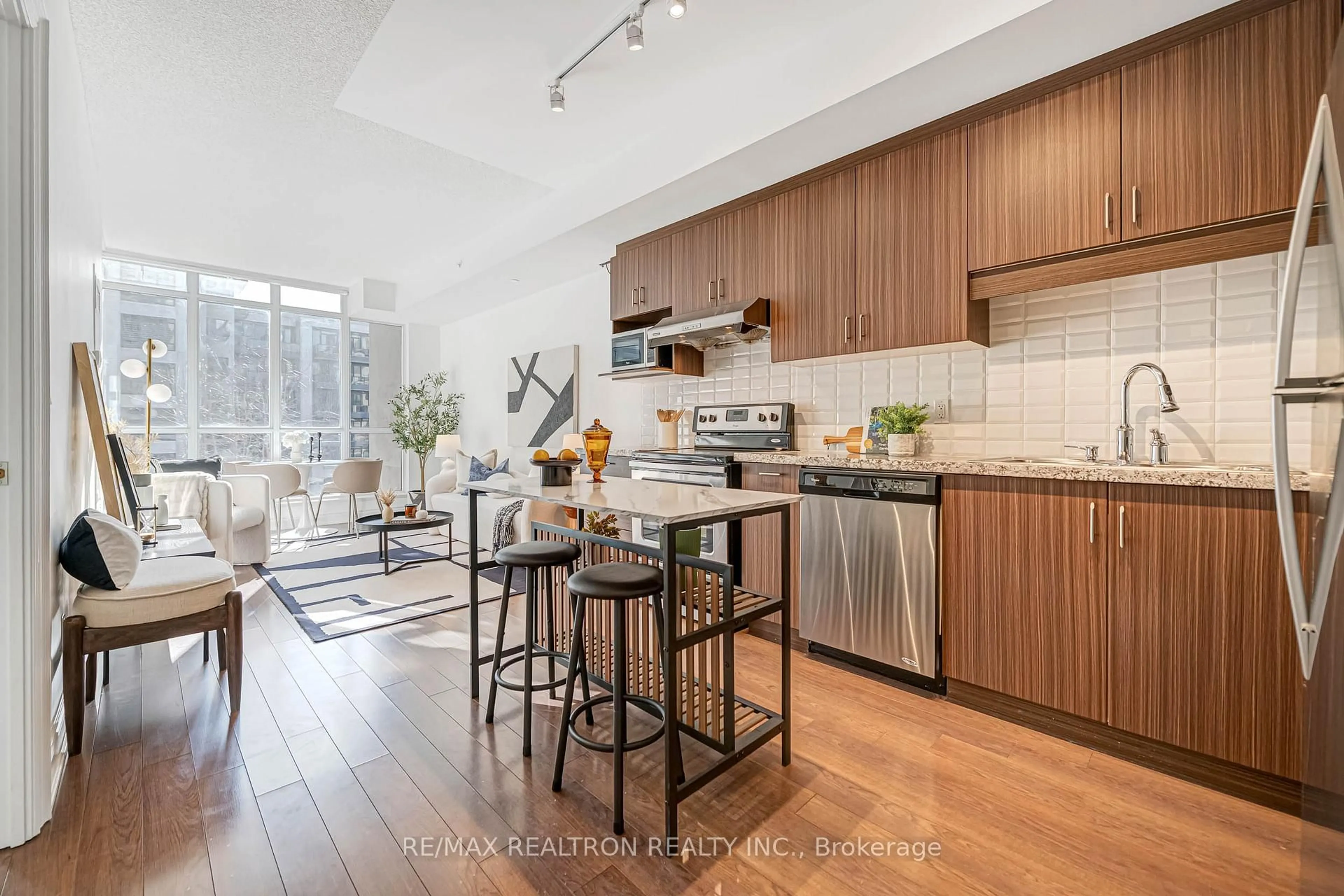 Open concept kitchen, unknown for 33 Clegg Rd #602, Markham Ontario L6G 0G6