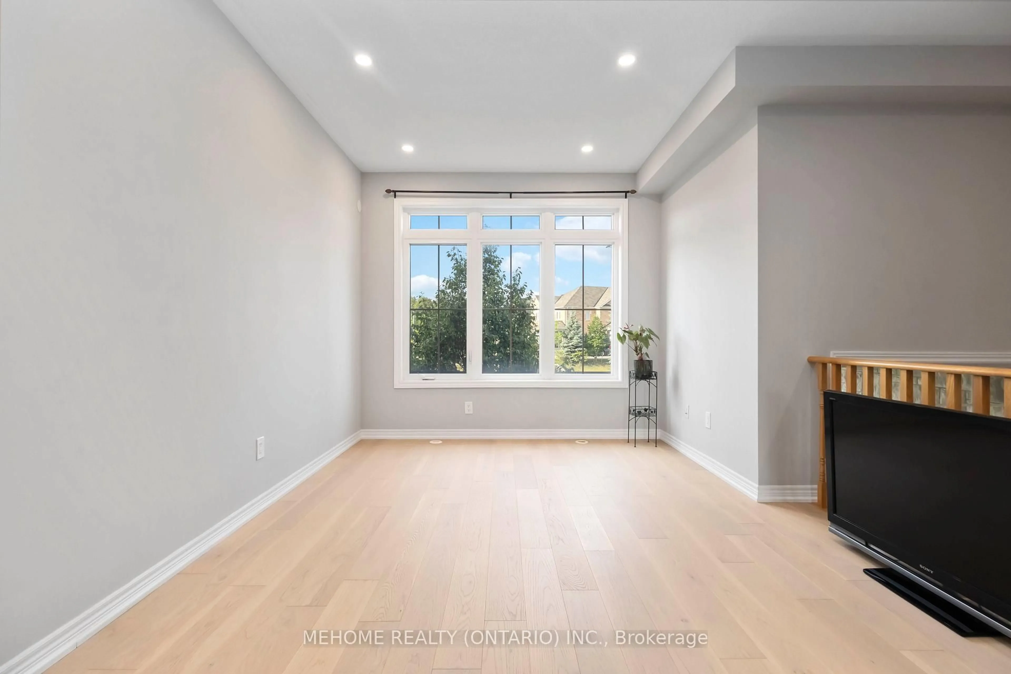 A pic of a room for 229 Dundas Way, Markham Ontario L6E 0S8