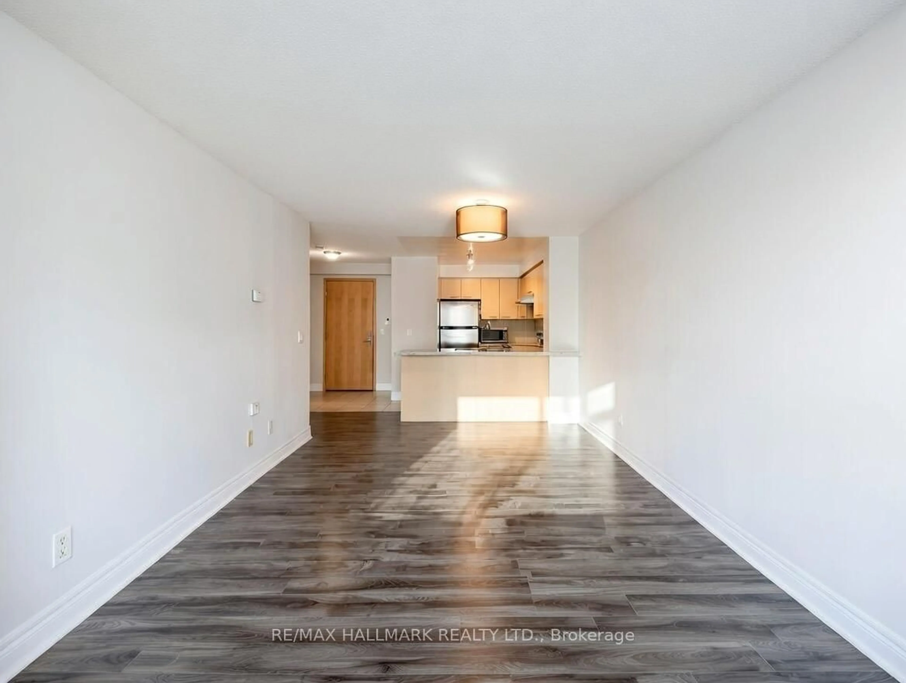 A pic of a room for 48 Suncrest Blvd #616, Markham Ontario L3T 7Y5