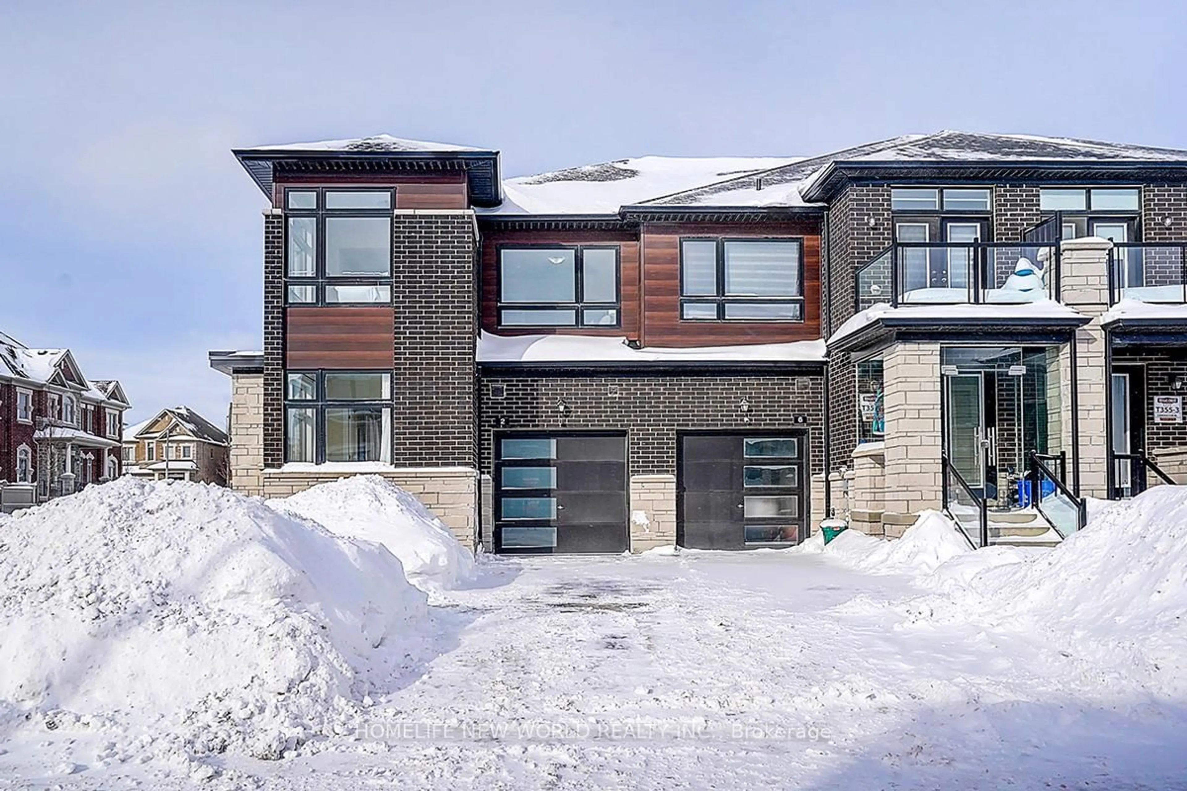 Home with brick exterior material, street for 2 Hercules Club Dr, Richmond Hill Ontario L4E 1K6