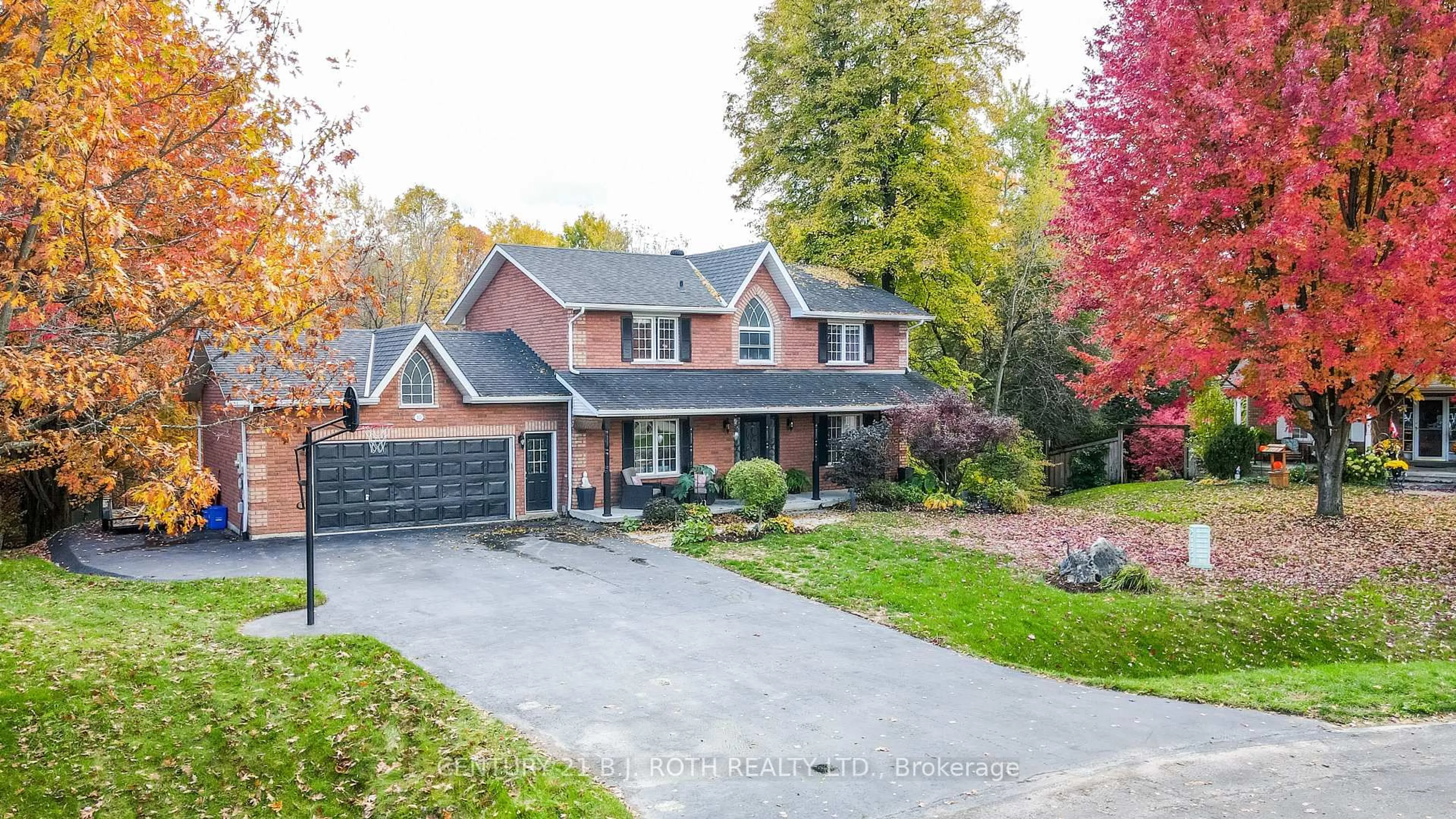 Home with brick exterior material, street for 10 BRIAN Cres, Adjala-Tosorontio Ontario L0M 1J0