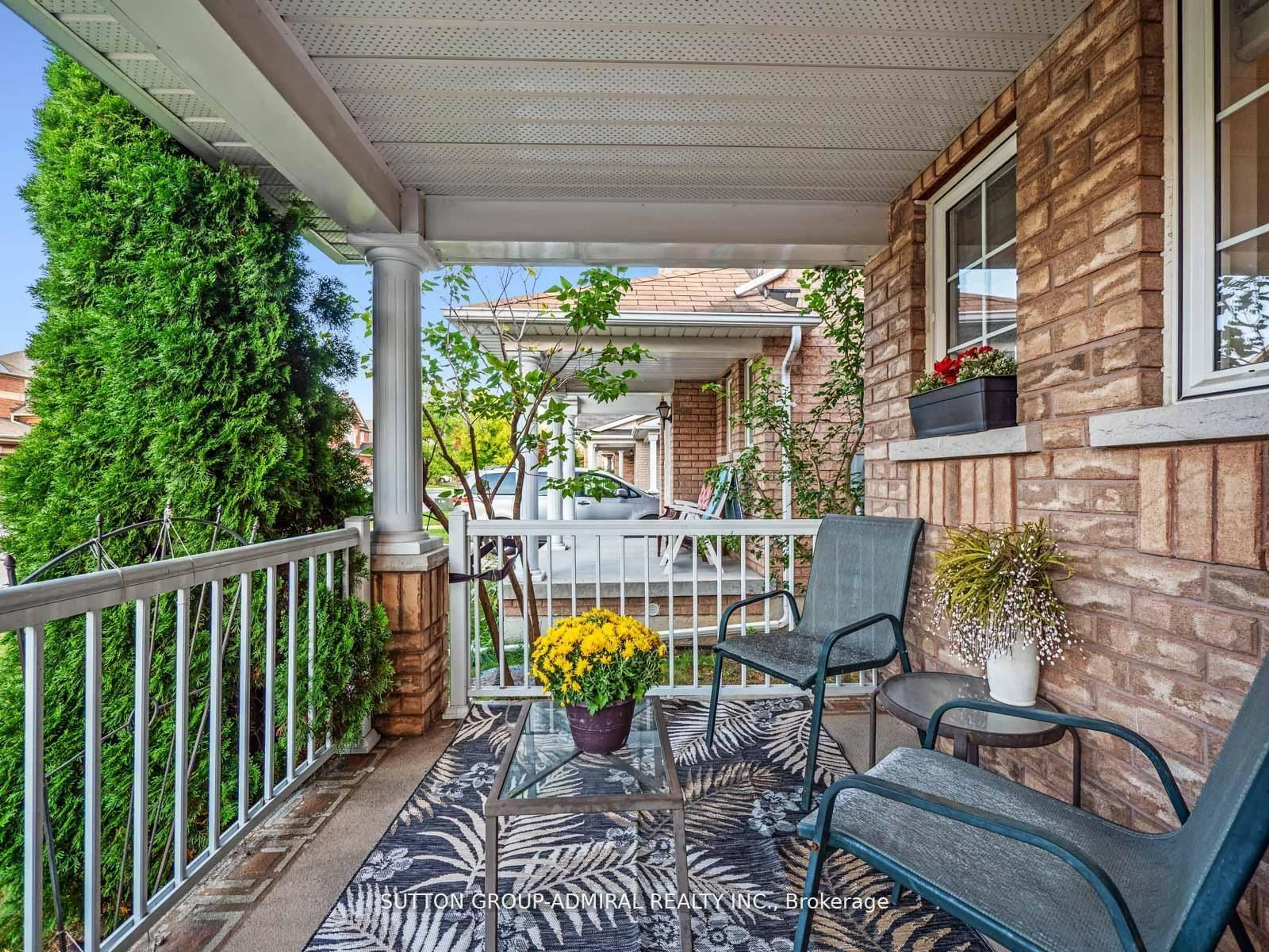 Patio, street for 192 Chayna Cres, Vaughan Ontario L6A 0L7