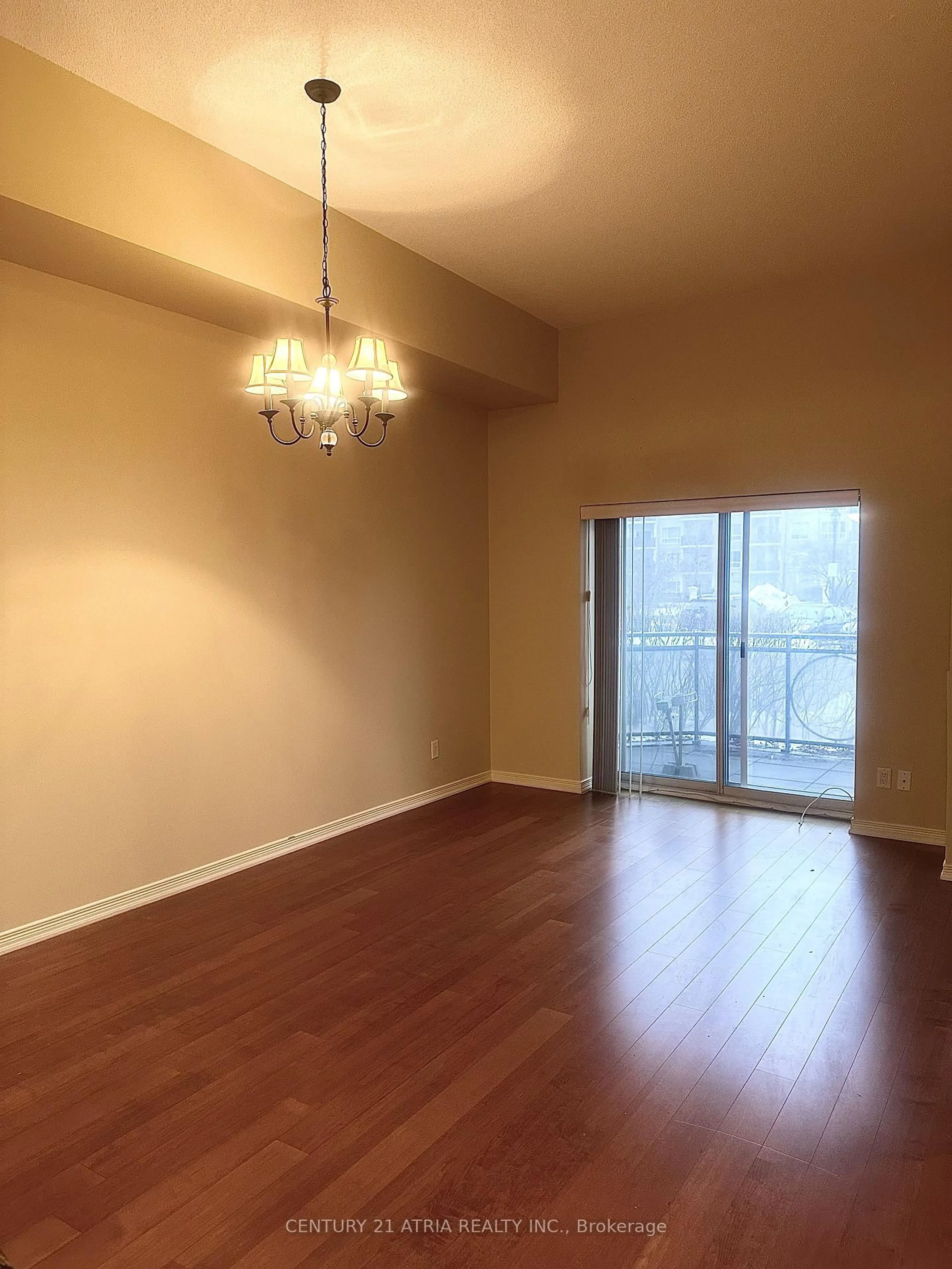 A pic of a room for 8 Maison Parc Crt #118, Vaughan Ontario L4J 0K5