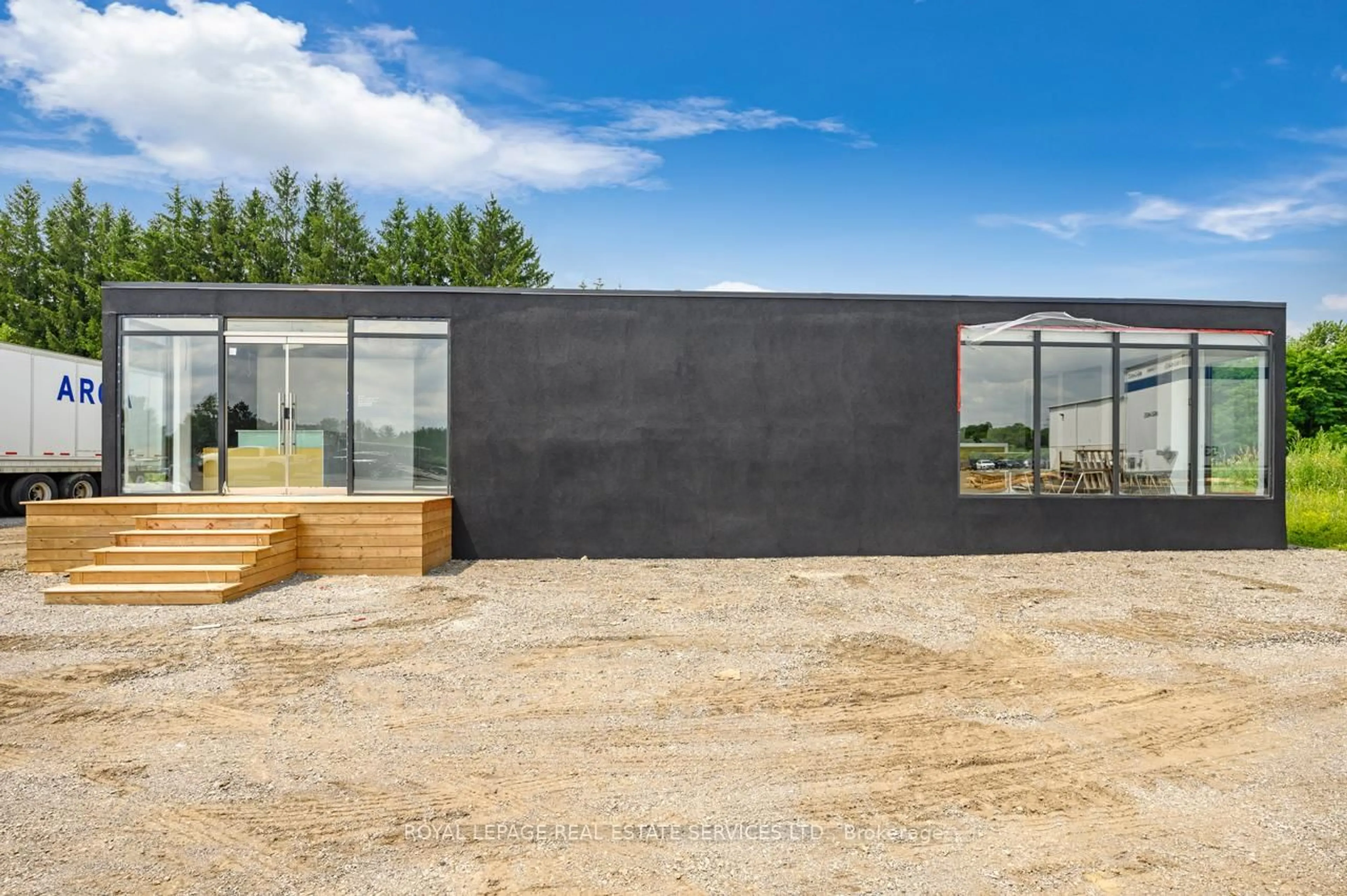 Unknown for 11840 Keele St #Building #2, Vaughan Ontario L6A 1S1