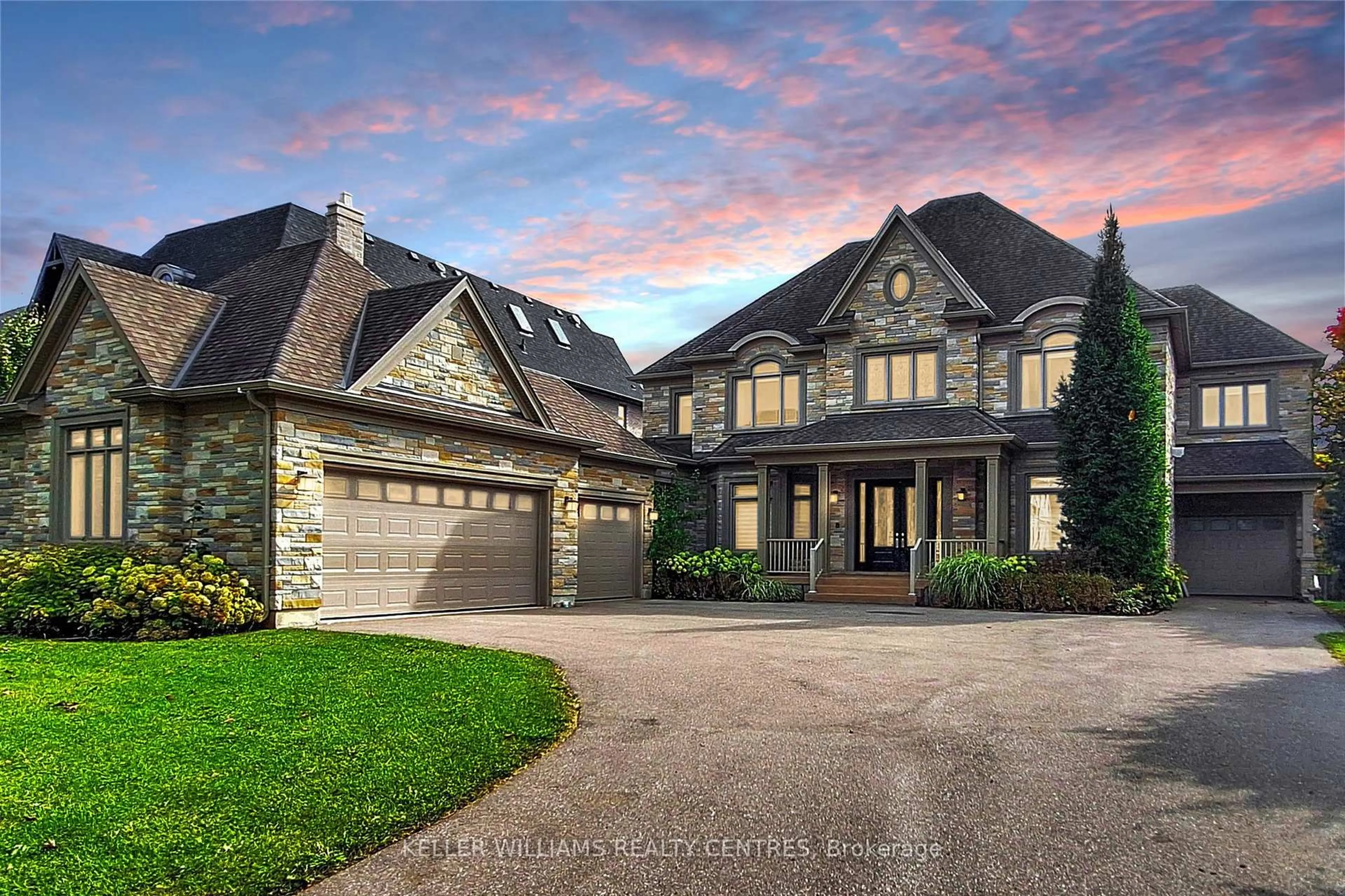 Home with brick exterior material, street for 33 Maple Grove Ave, Richmond Hill Ontario L4E 2V1