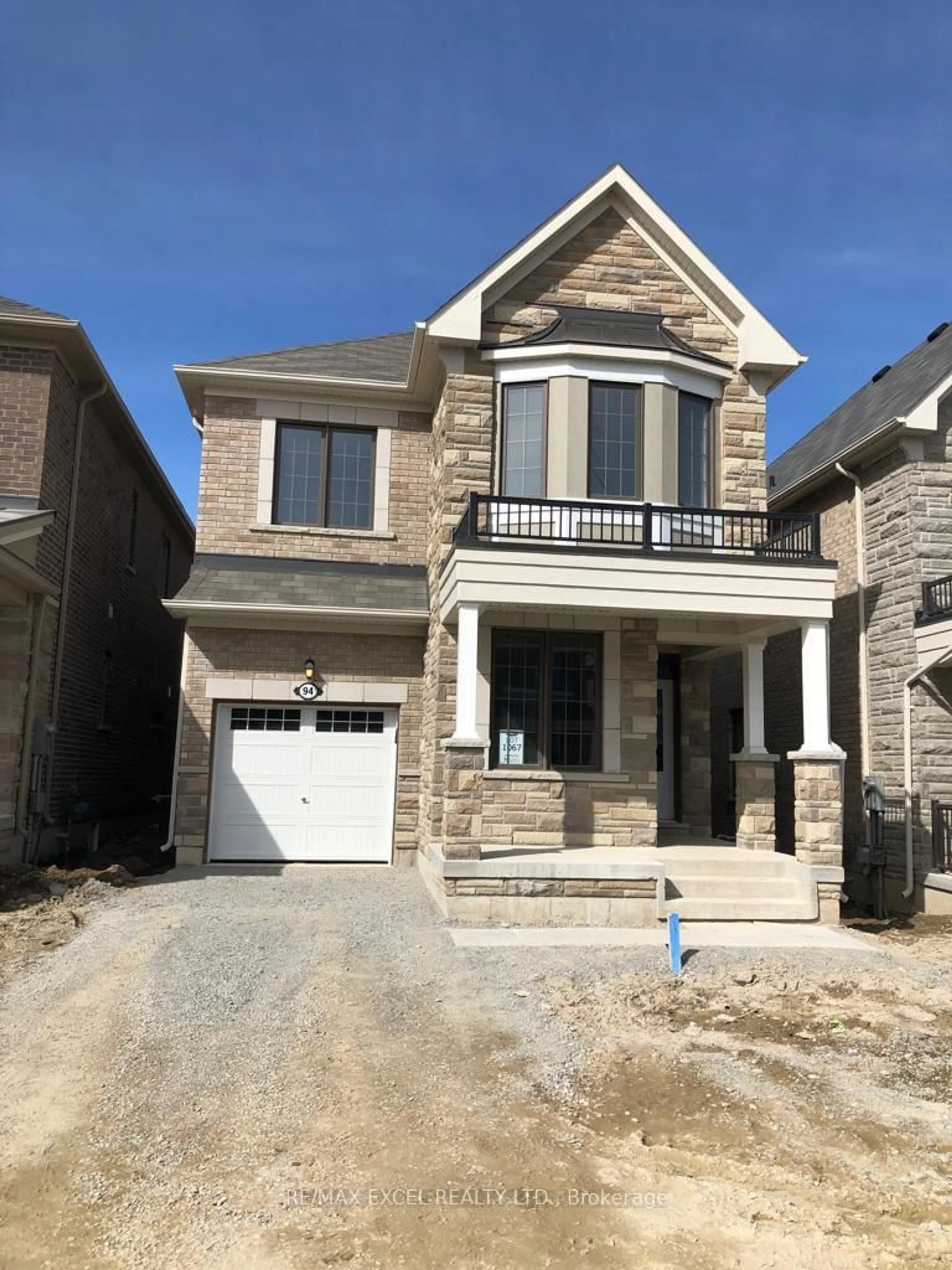 Home with brick exterior material, street for 94 Hartney Dr, Richmond Hill Ontario L4S 0K6