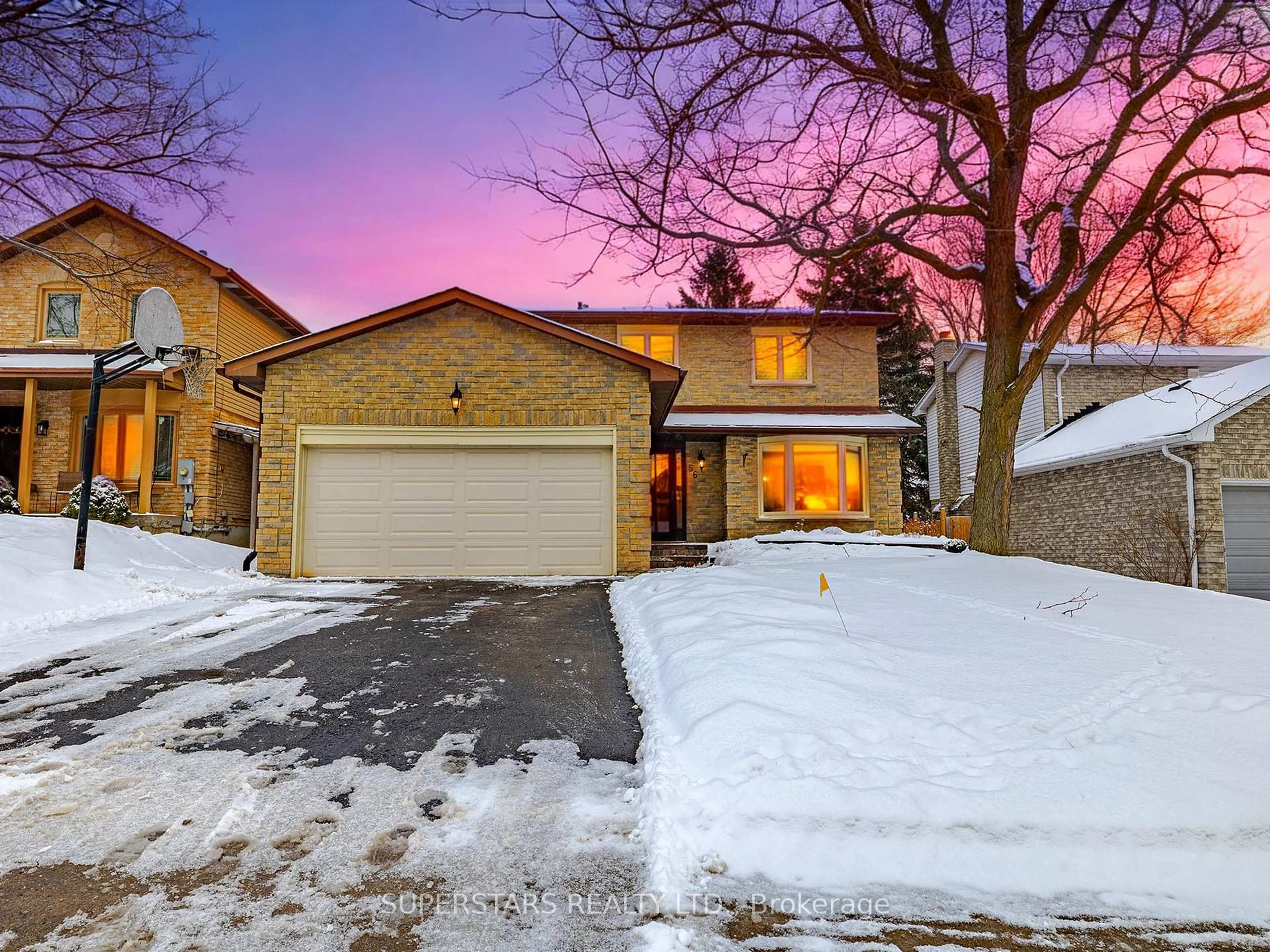 Home with brick exterior material, street for 56 Manning Cres, Newmarket Ontario L3Y 6H4