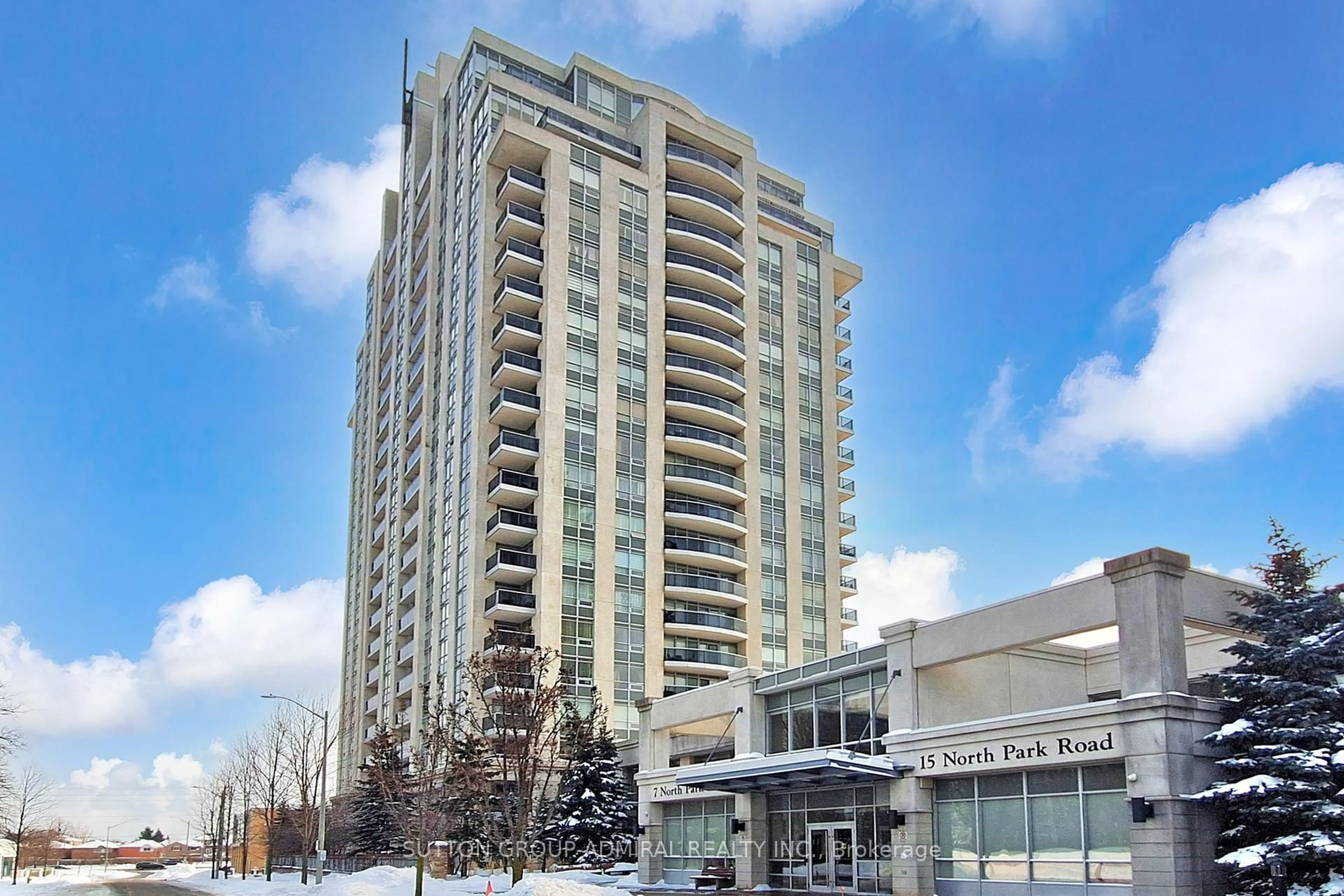 Indoor foyer for 7 North Park Rd #406, Vaughan Ontario L4J 0C9