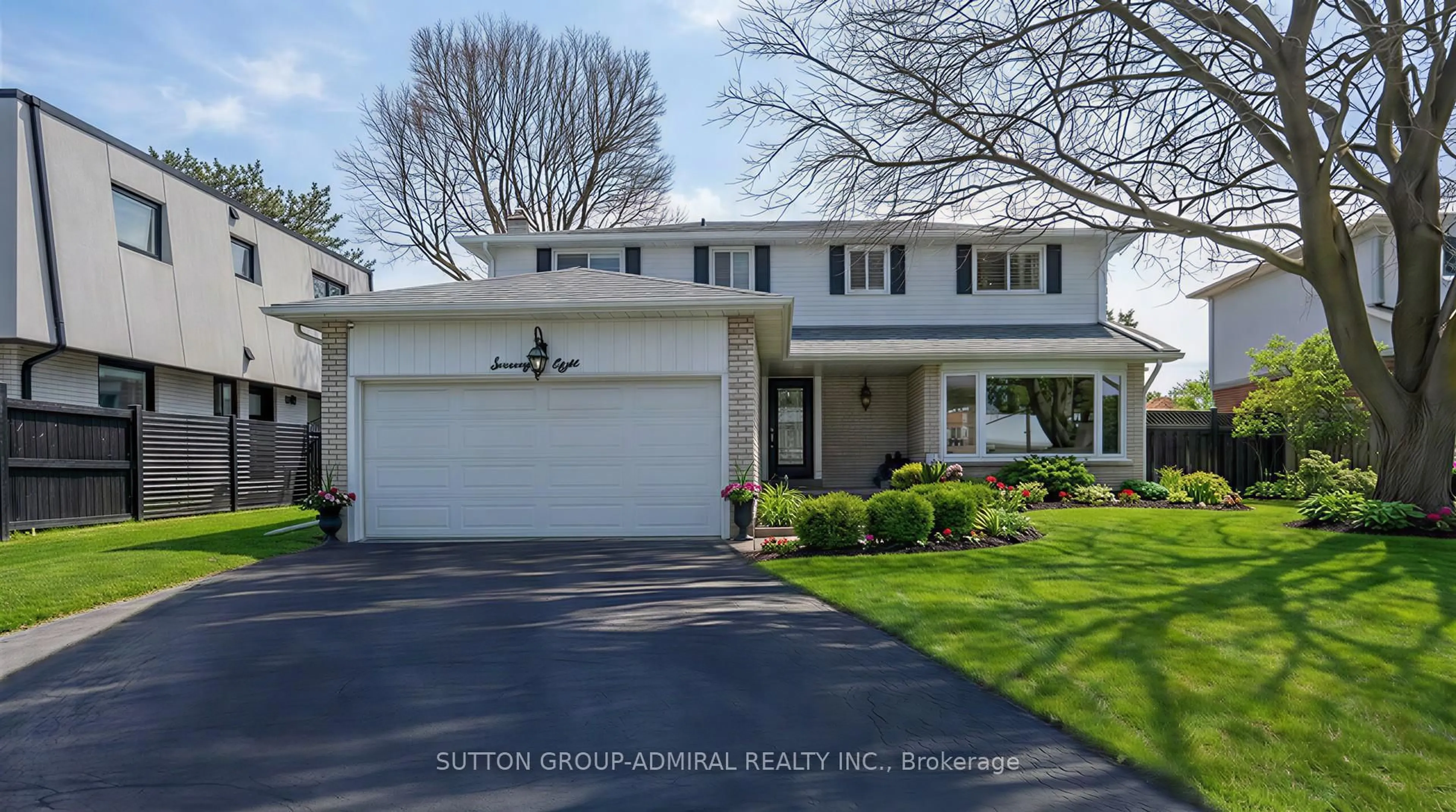 Home with vinyl exterior material, street for 78 Thorny Brae Dr, Markham Ontario L3T 3G6