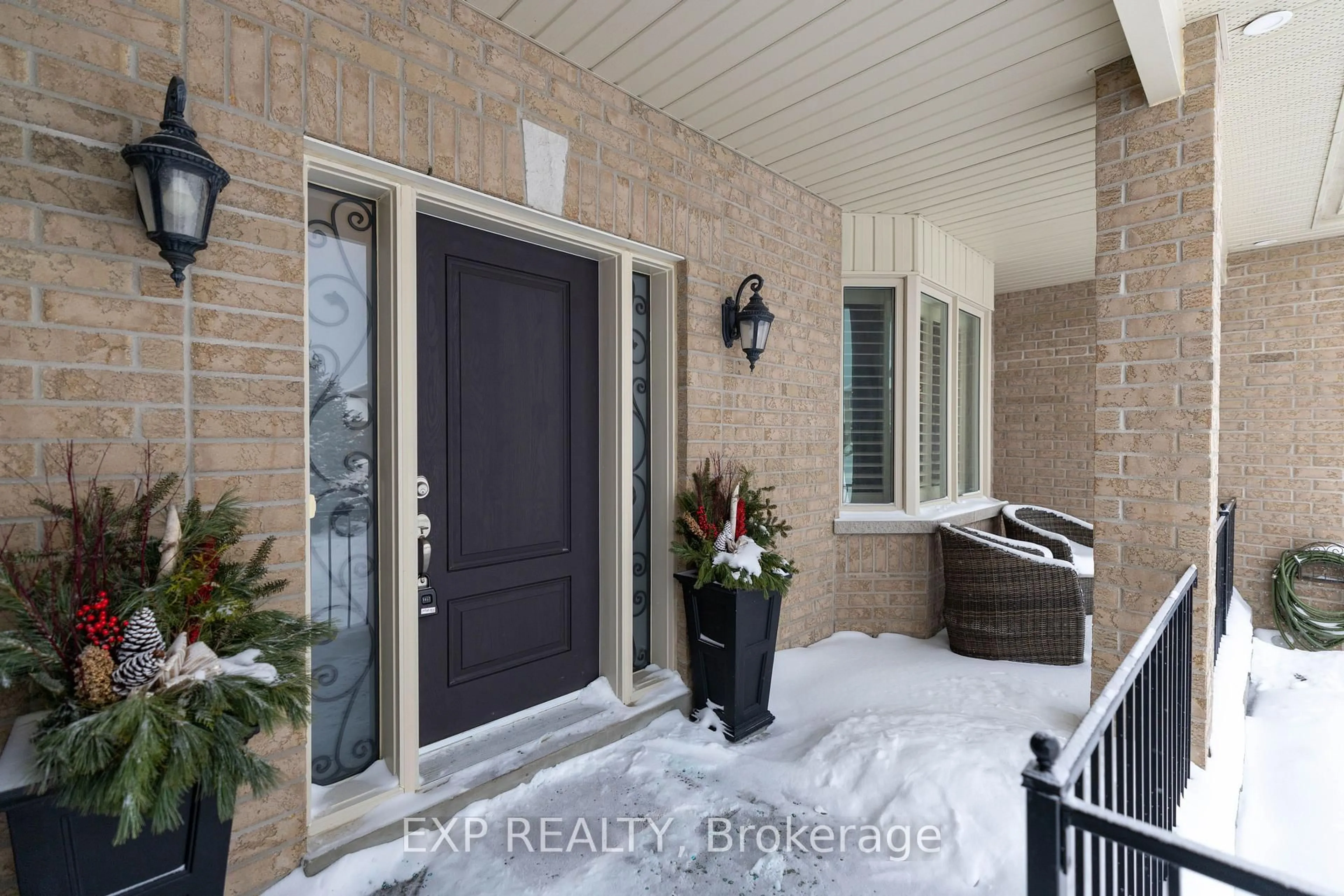 Indoor entryway for 66 Stonesthrow Cres, Uxbridge Ontario L0C 1A0