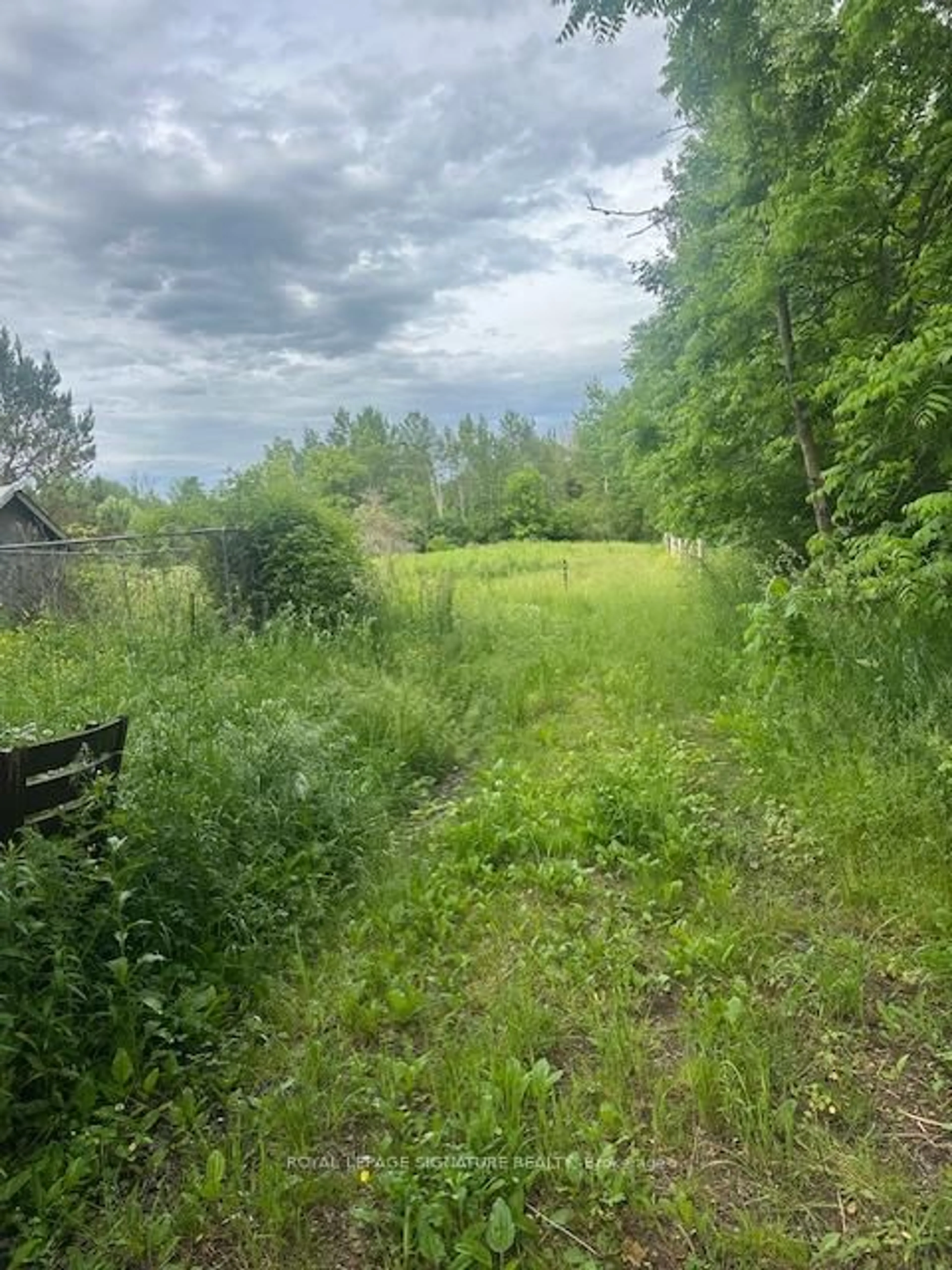 Unknown for 16469 Concession Rd, King Ontario L7B 0E4