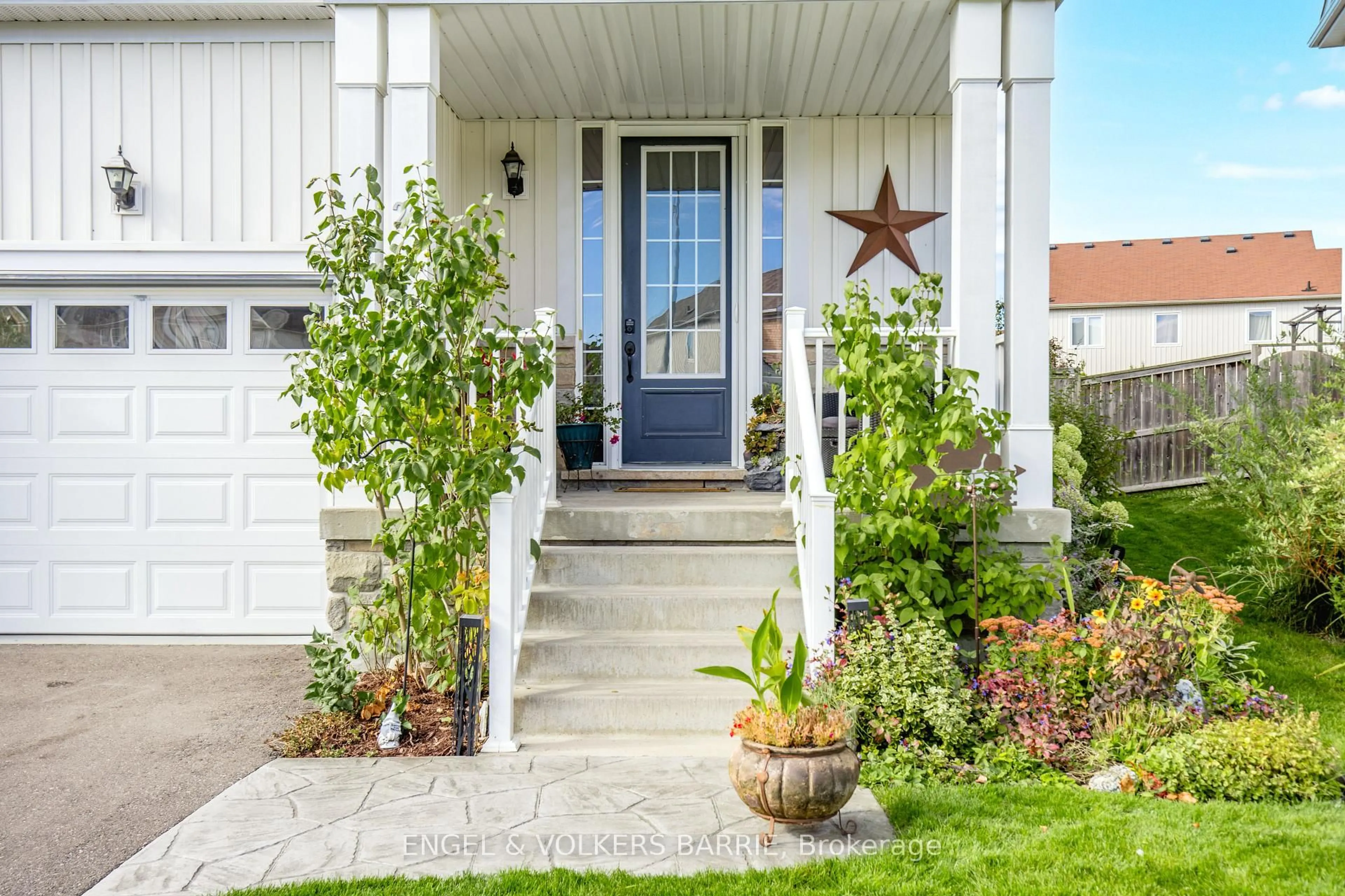 Unknown for 24 Legion Way, Essa Ontario L3W 0M7