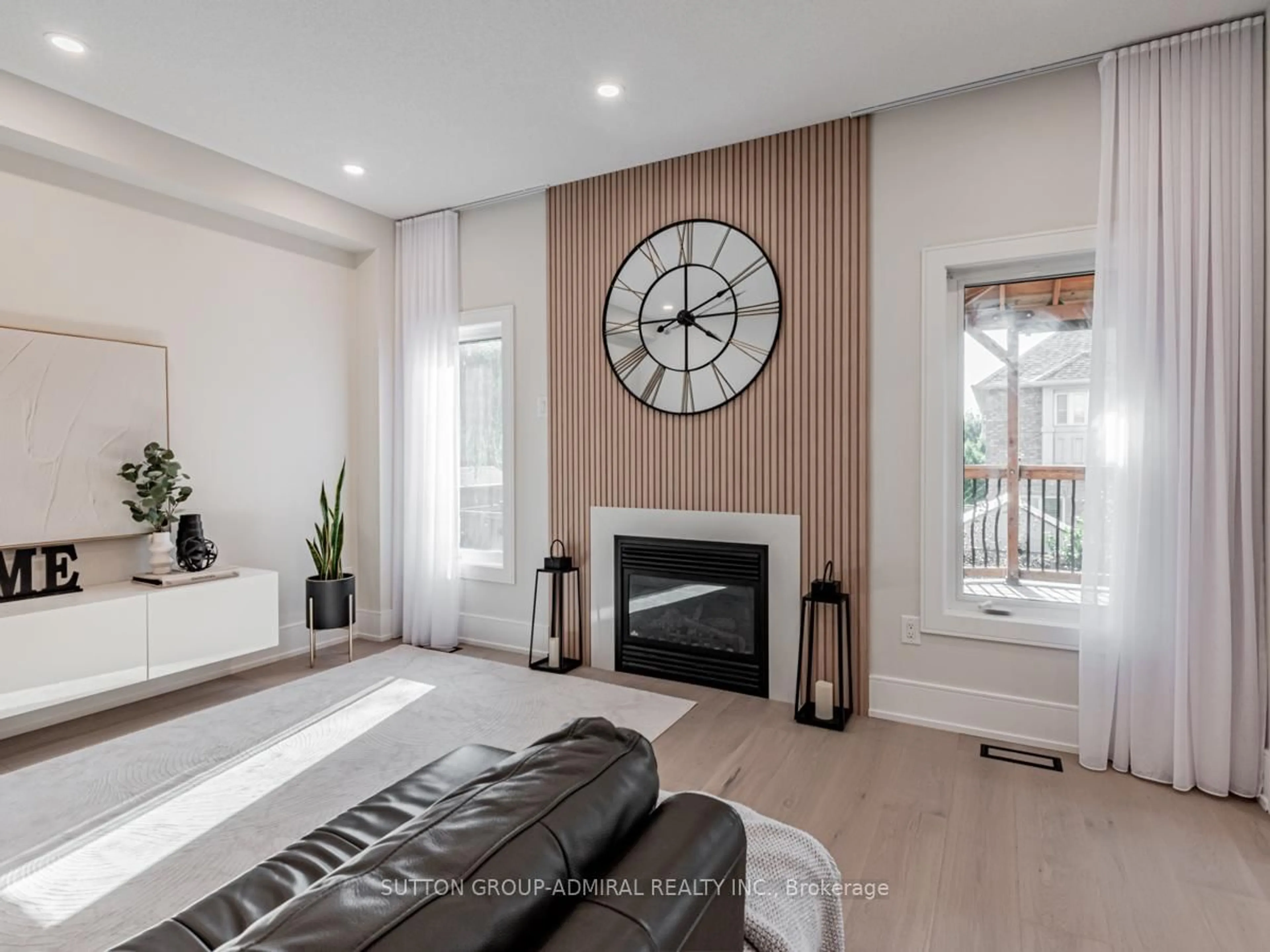 Living room with furniture, unknown for 109 Barli Cres, Vaughan Ontario L6A 4S2