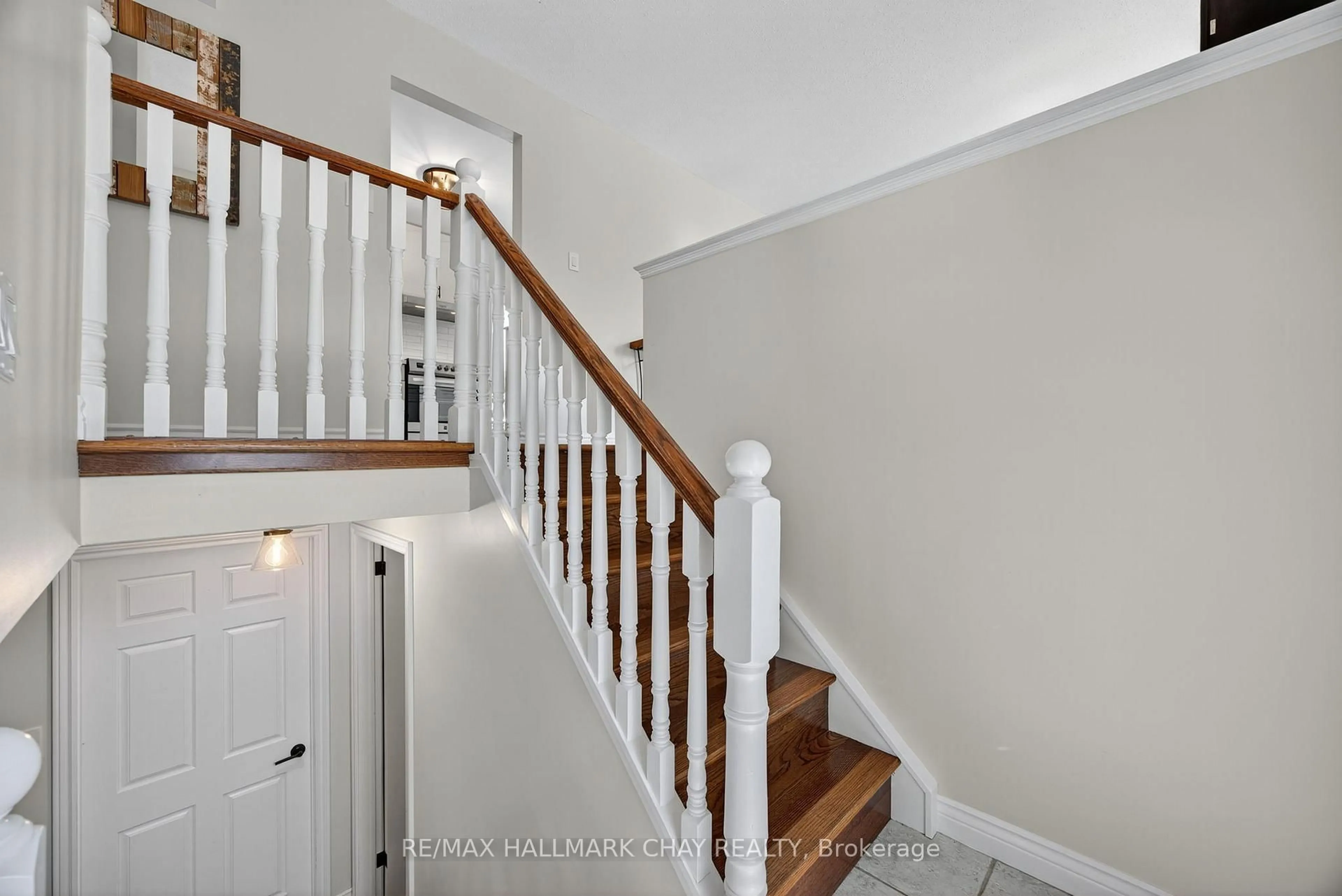 Stairs for 206 North Ridge Rd, Essa Ontario L0L 2N0