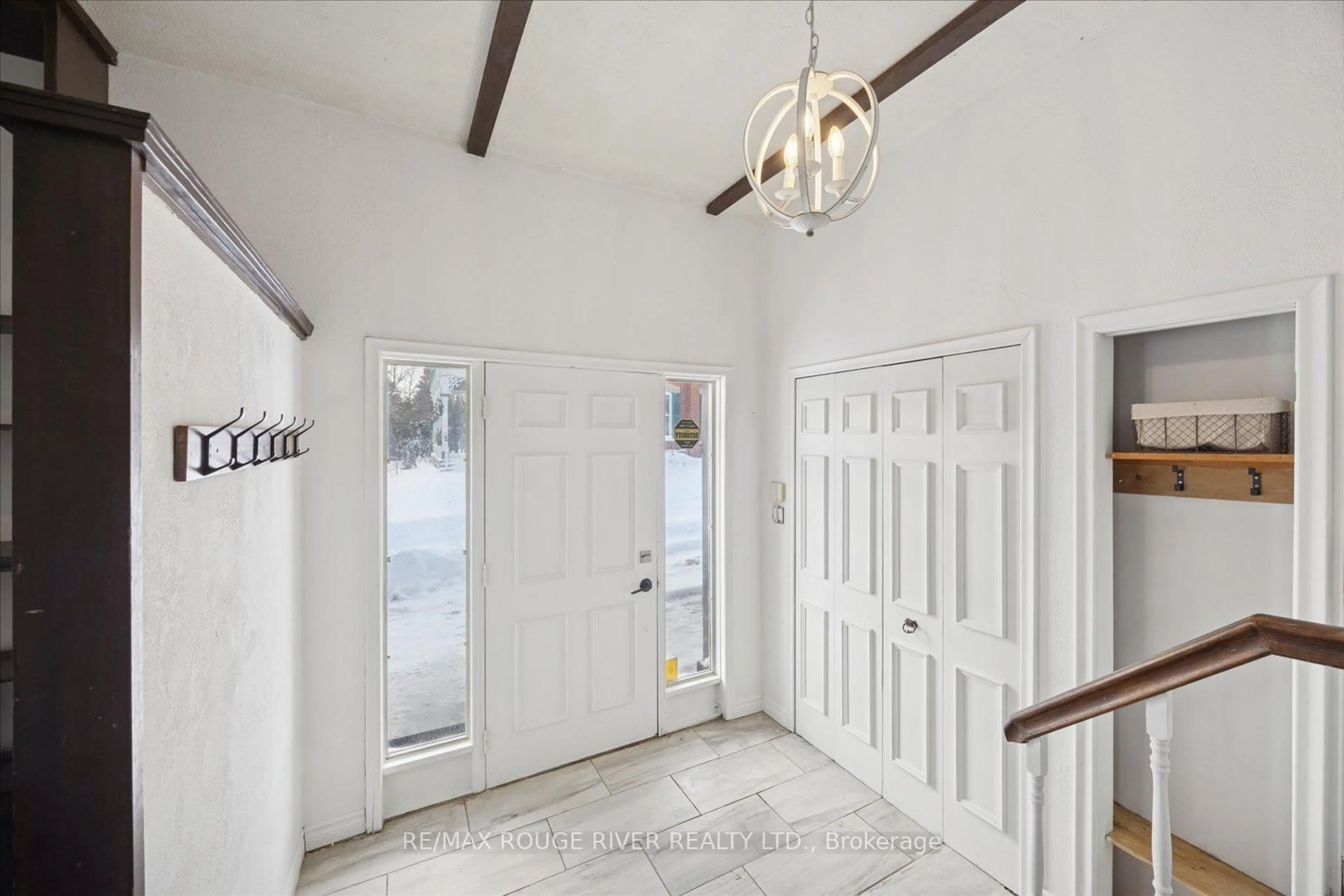 Indoor entryway for 151 Cameron St, Brock Ontario L0E 1E0