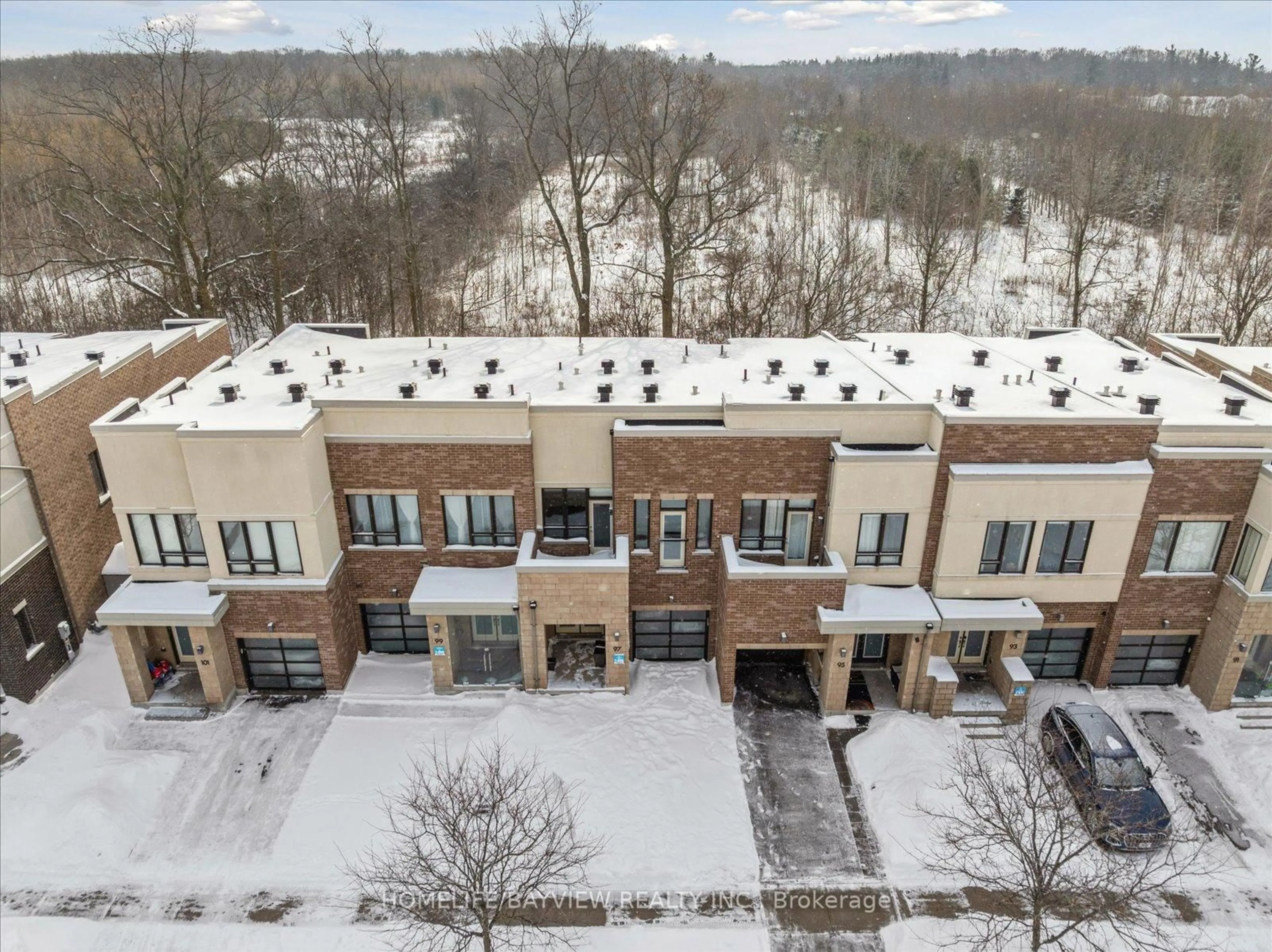 A pic from outside/outdoor area/front of a property/back of a property/a pic from drone, unknown for 97 Dariole Dr, Richmond Hill Ontario L4E 0Z4