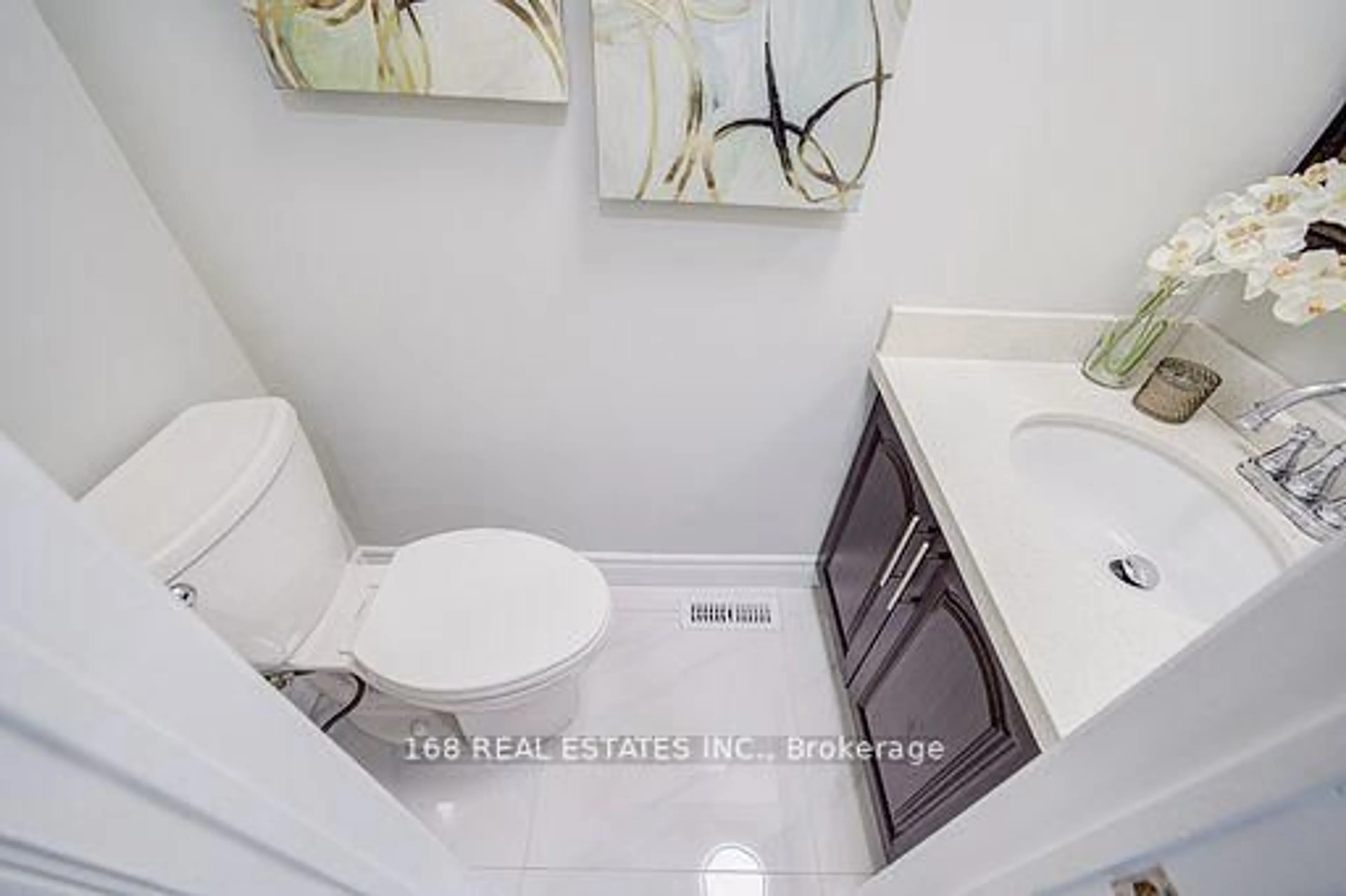 Contemporary bathroom, ceramic/tile floor for 65 Rejane Cres, Vaughan Ontario L4J 5A2