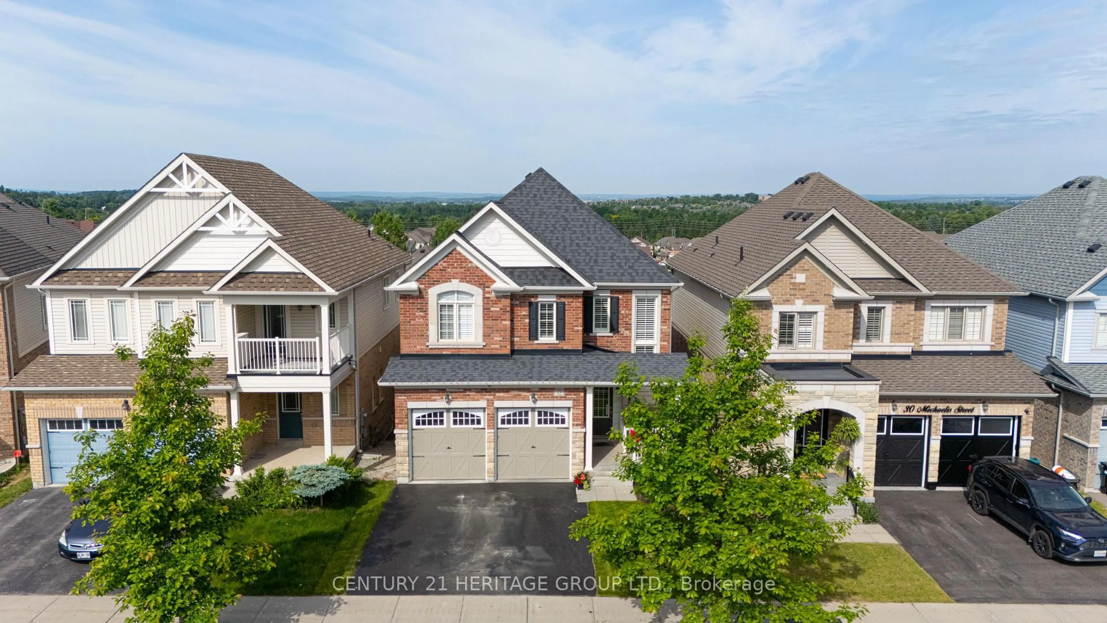 A pic from outside/outdoor area/front of a property/back of a property/a pic from drone, unknown for 32 Michaelis St, New Tecumseth Ontario L9R 0M8