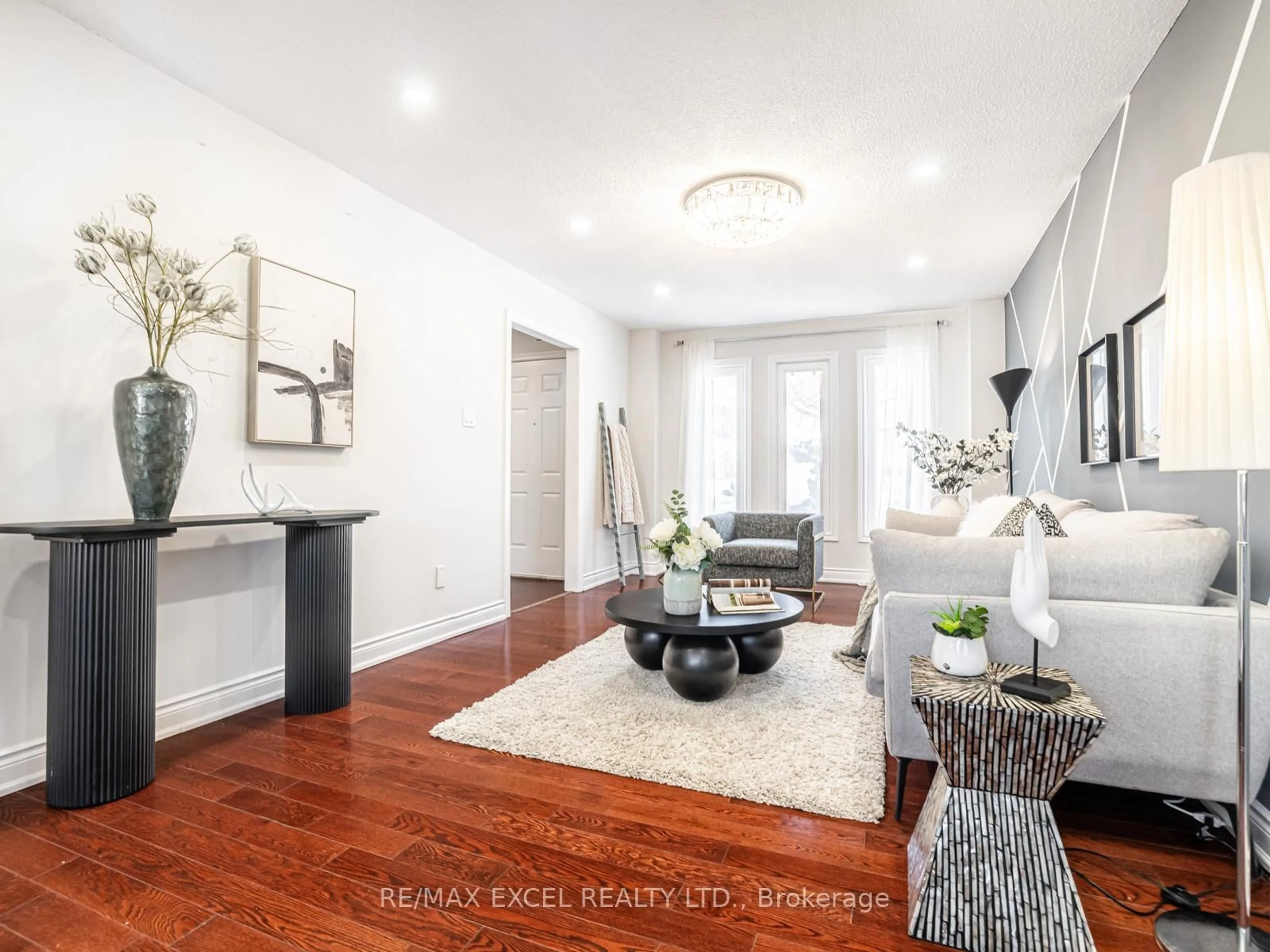 Living room with furniture, unknown for 9 Shadlock St, Markham Ontario L3S 3E1