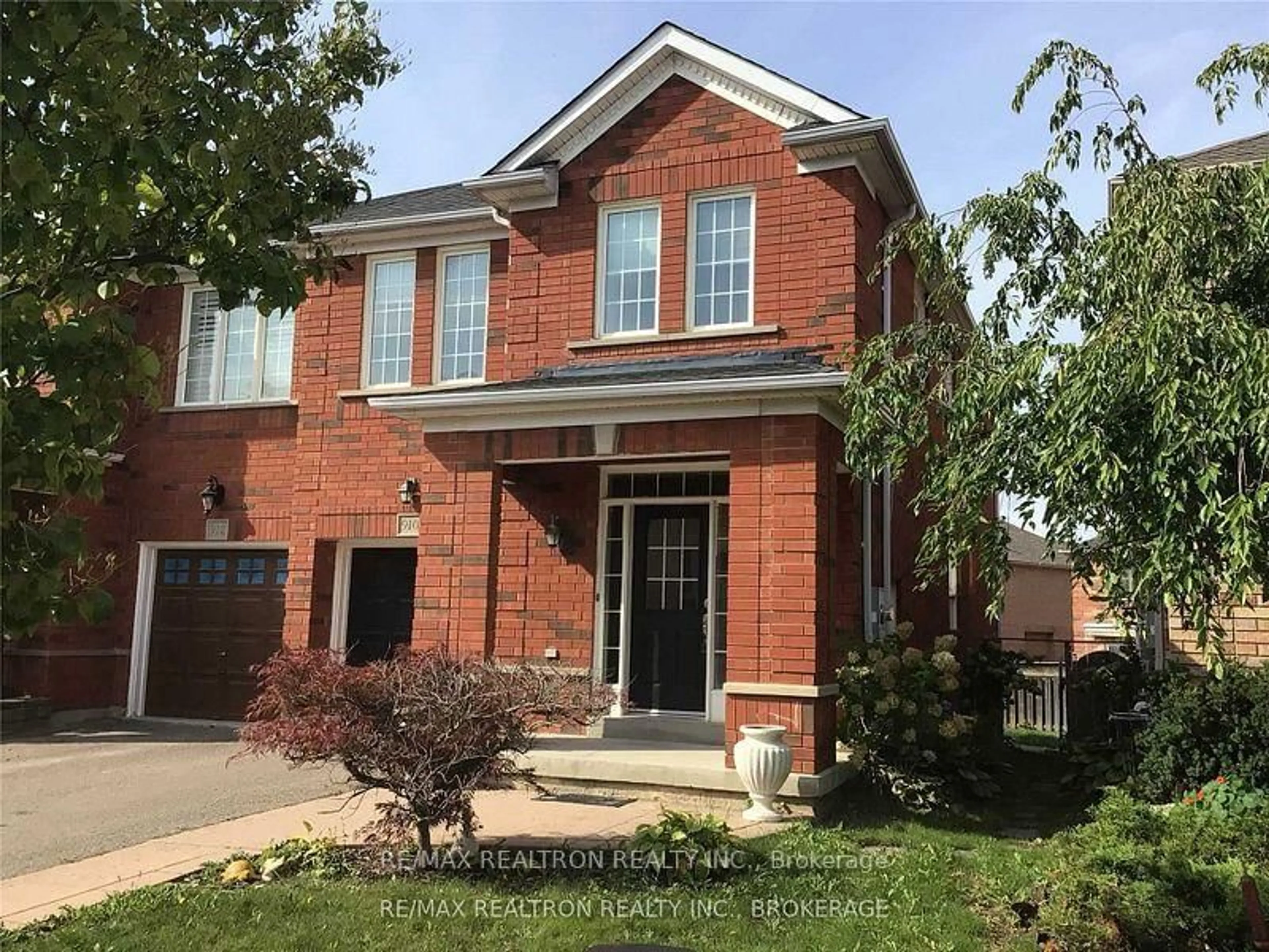 Home with brick exterior material, street for 910 Isaac Phillips Way, Newmarket Ontario L3X 2Y8