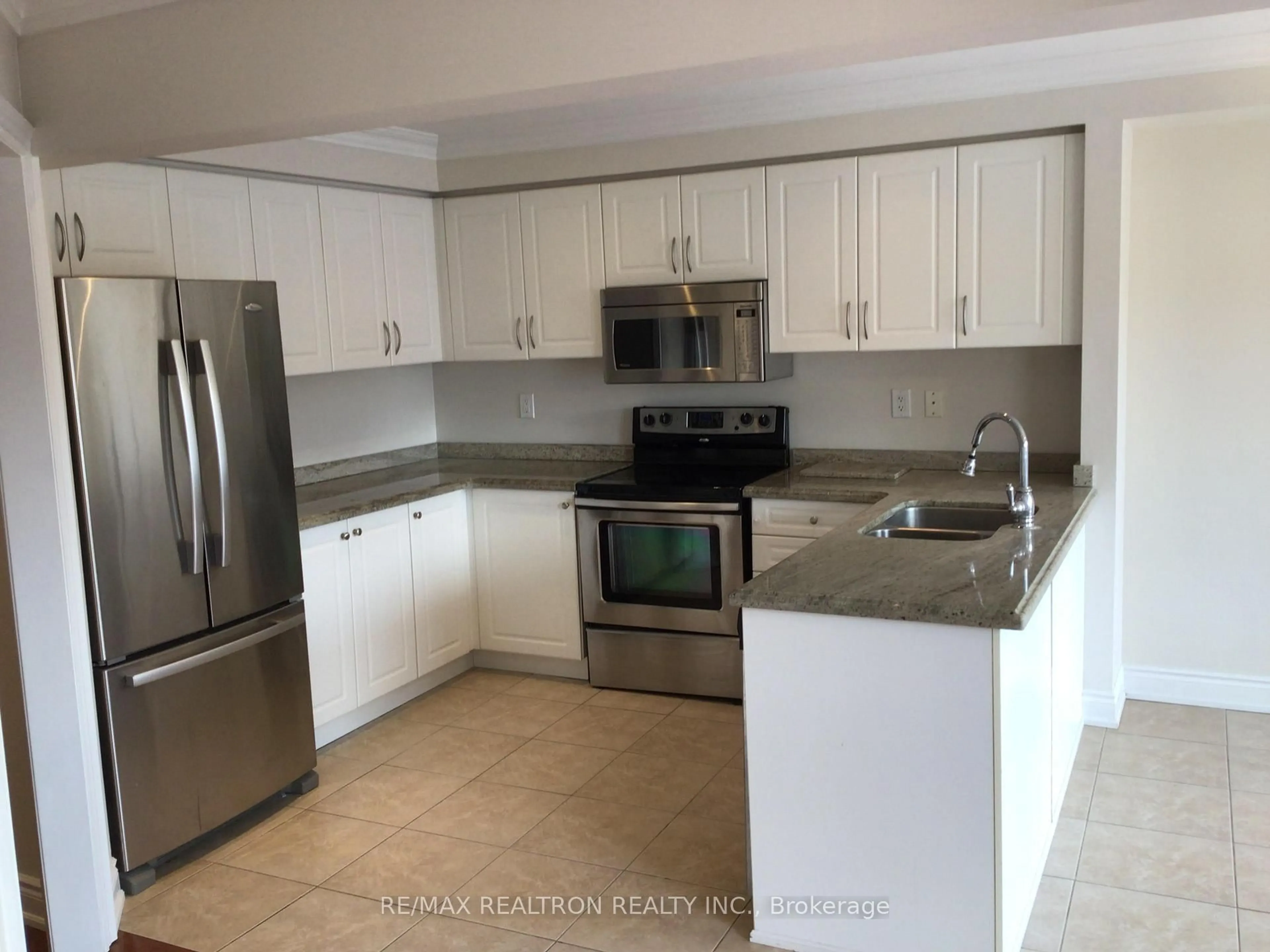 Unknown for 910 Isaac Phillips Way, Newmarket Ontario L3X 2Y8