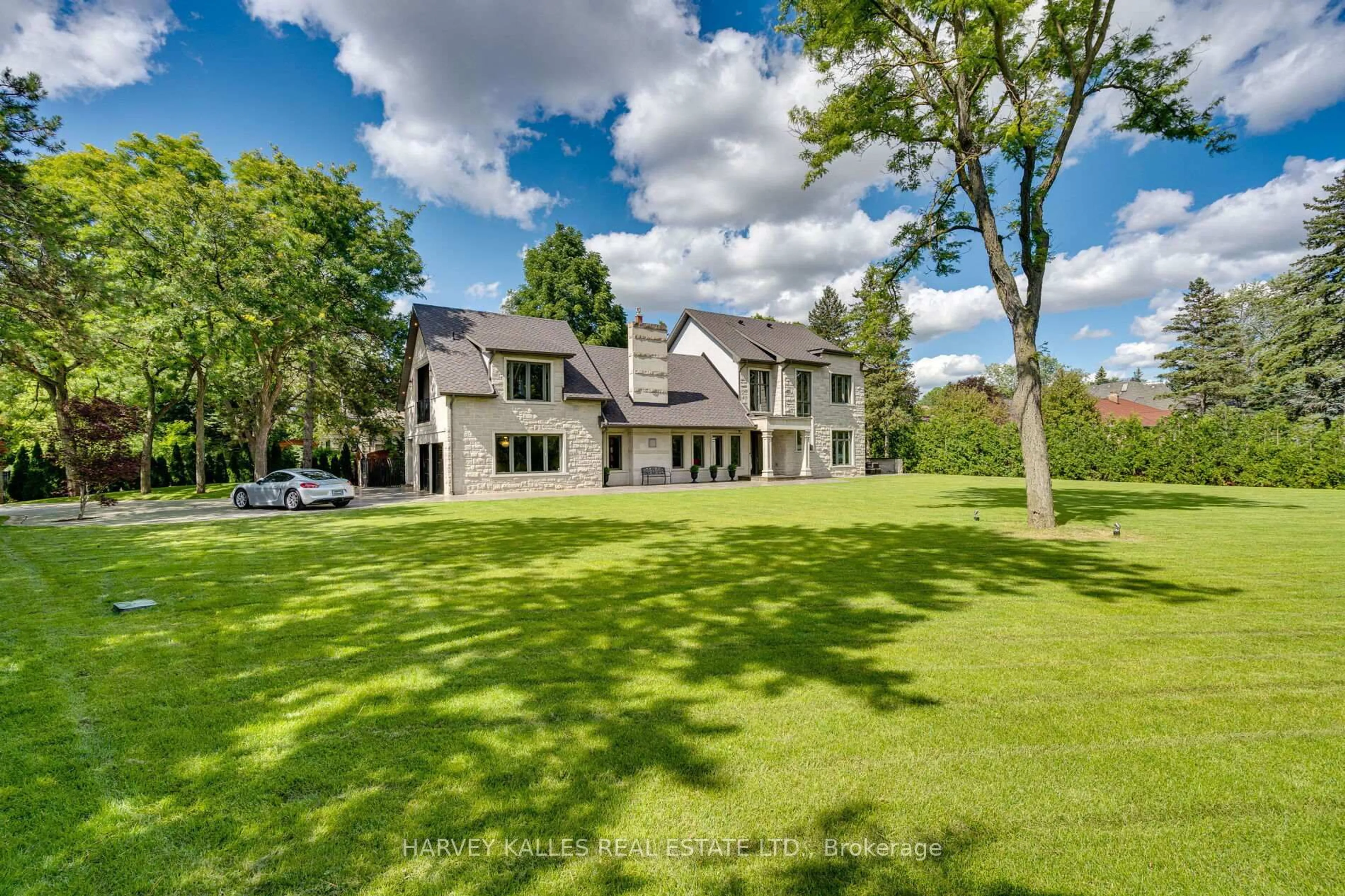 A pic from outside/outdoor area/front of a property/back of a property/a pic from drone, unknown for 3 Oakbank Rd, Vaughan Ontario L4J 2B8