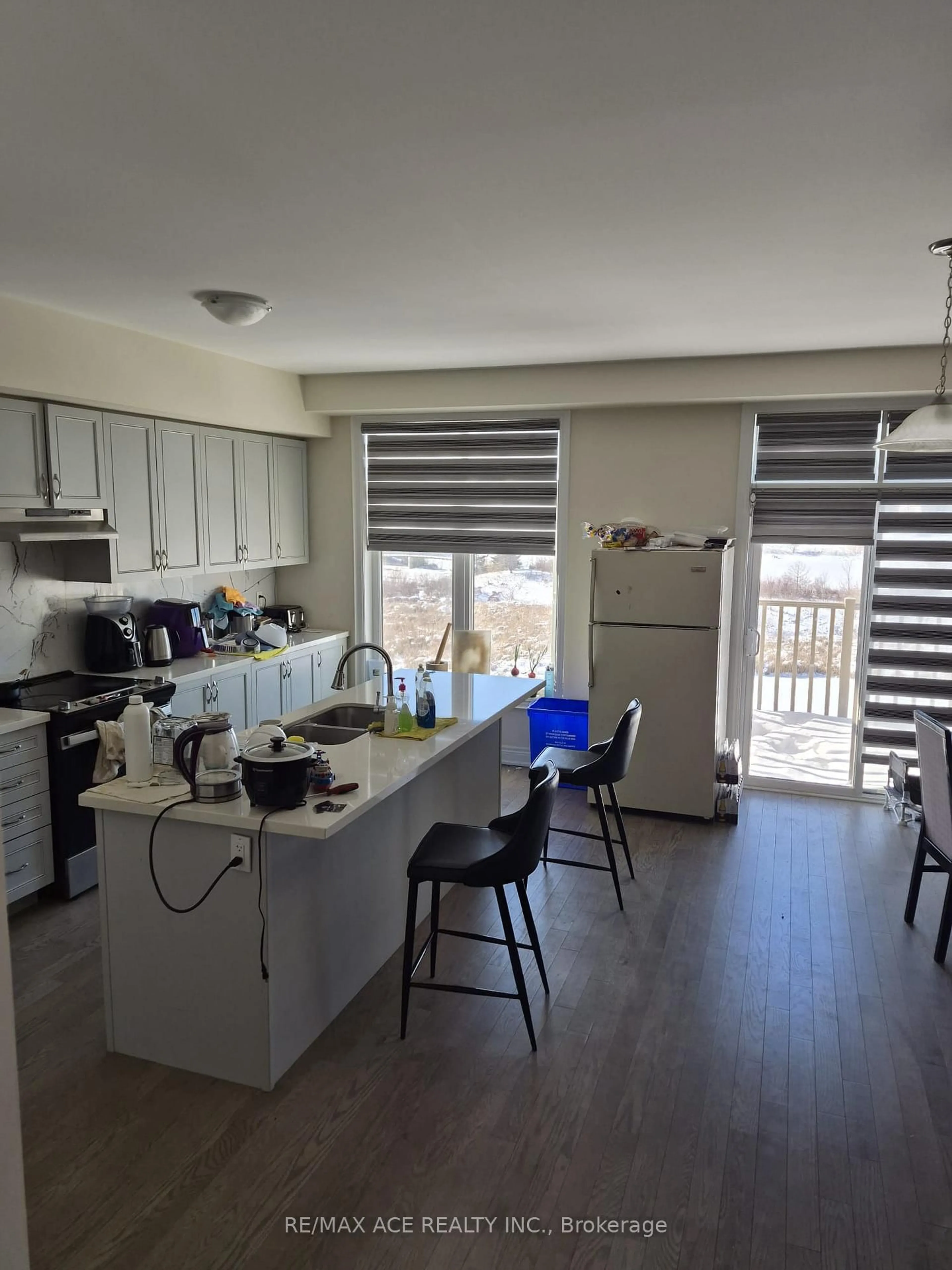 Open concept kitchen, unknown for 32 Andress Way, Markham Ontario L3S 0E9