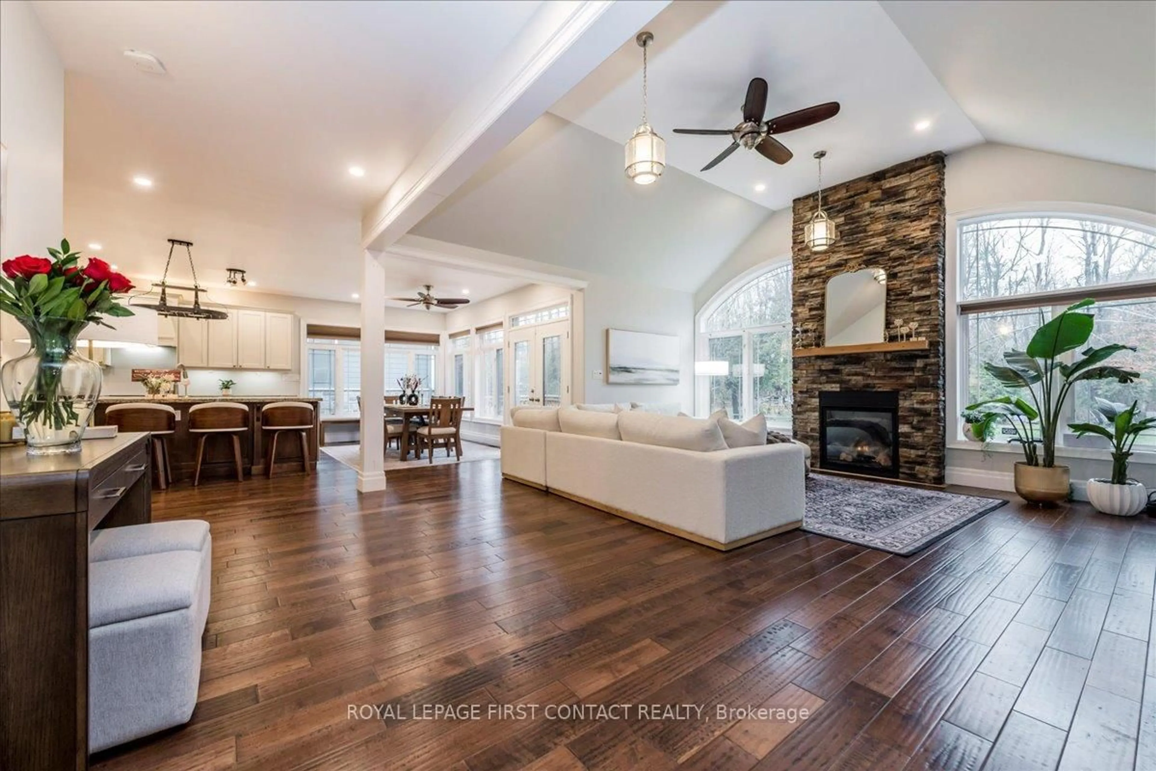 Open concept kitchen, unknown for 3500 Crescent Harbour Rd, Innisfil Ontario L9S 2Y8