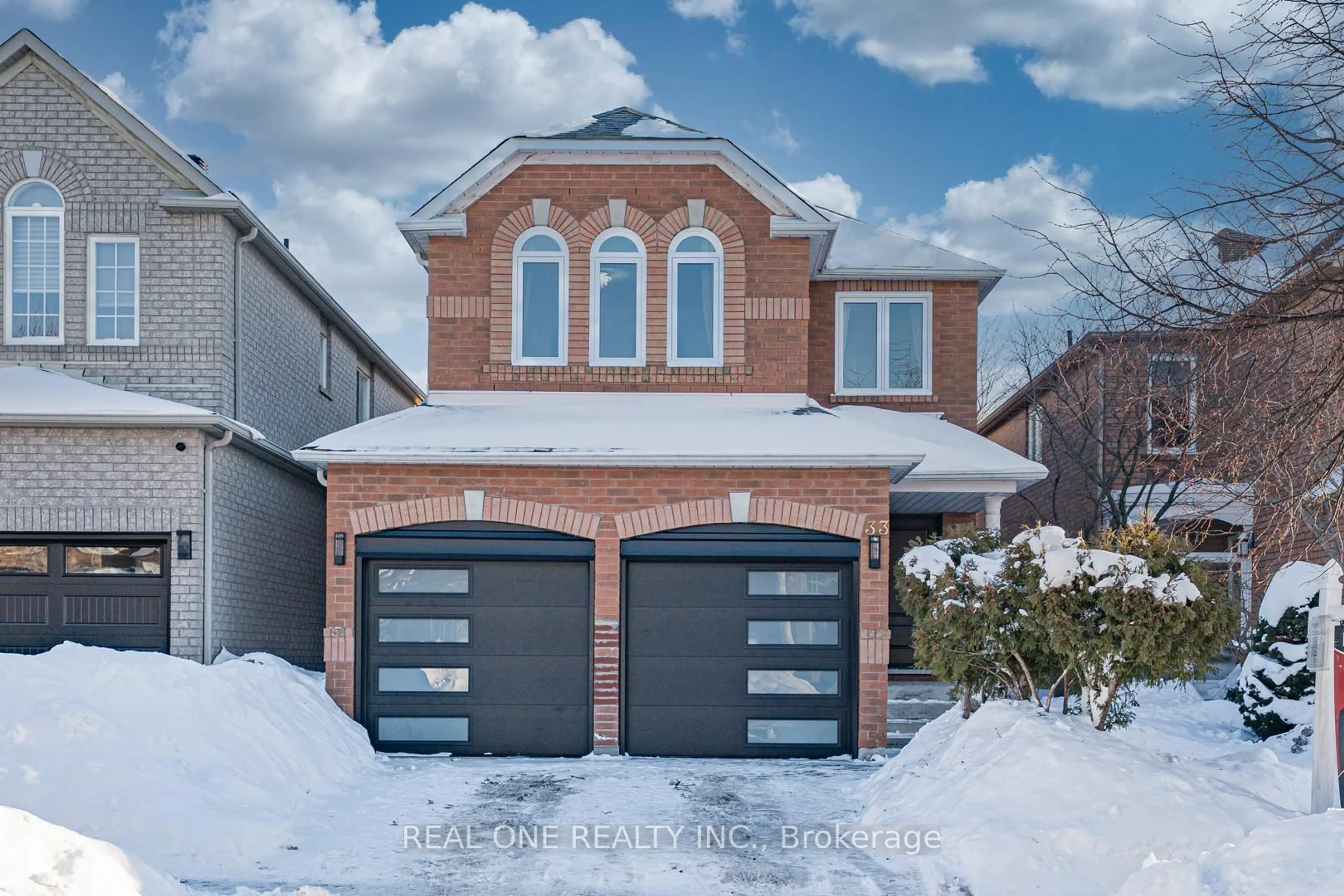 Home with brick exterior material, street for 33 Formosa Dr, Richmond Hill Ontario L4S 1S6