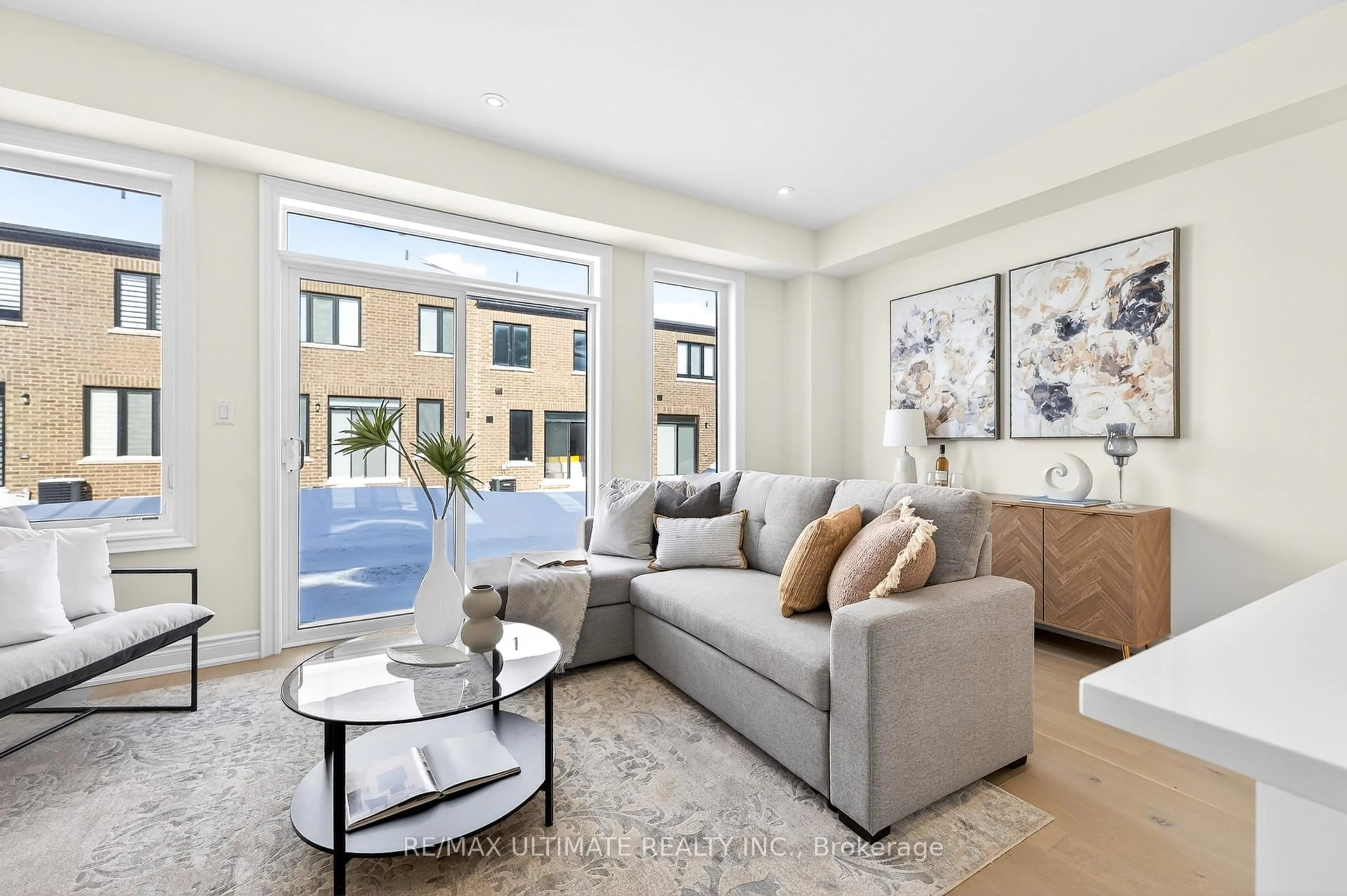 Living room with furniture, unknown for 12 Singhampton Rd, Vaughan Ontario L4H 5J6