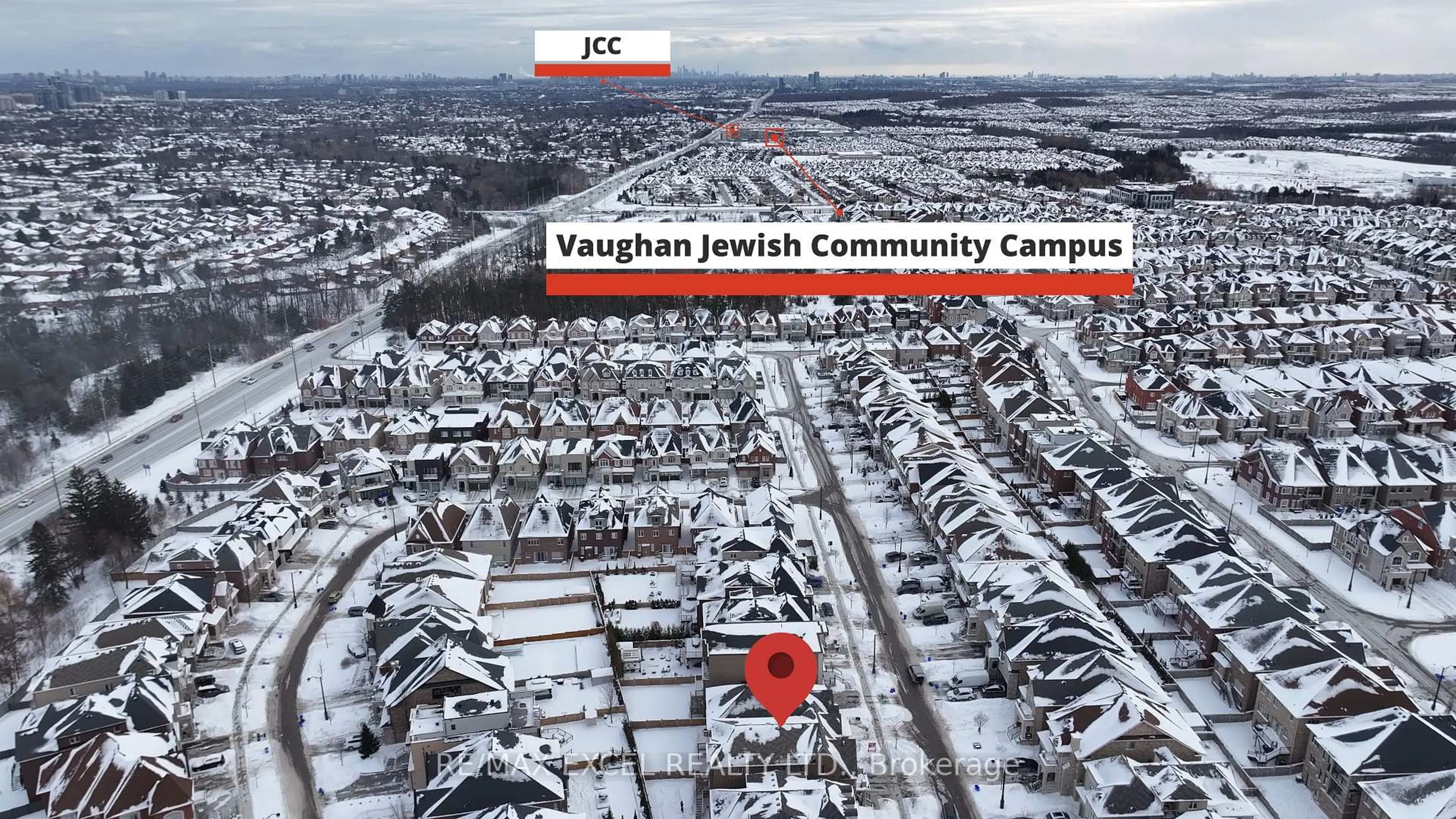 A pic from outside/outdoor area/front of a property/back of a property/a pic from drone, street for 83 Baldry Ave, Vaughan Ontario L6A 4X9