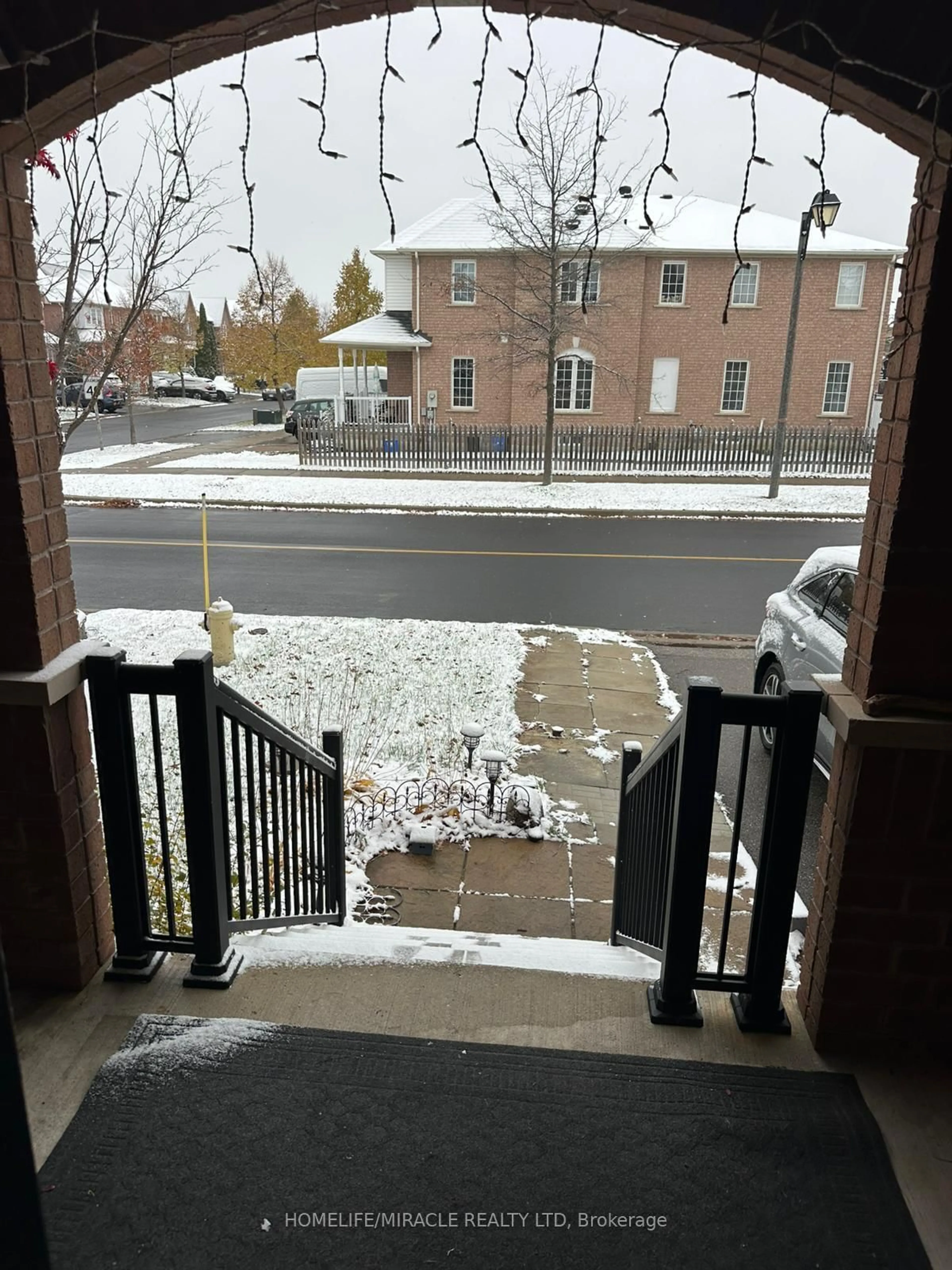 Unknown for 587 Caboto Tr, Markham Ontario L3R 5S1