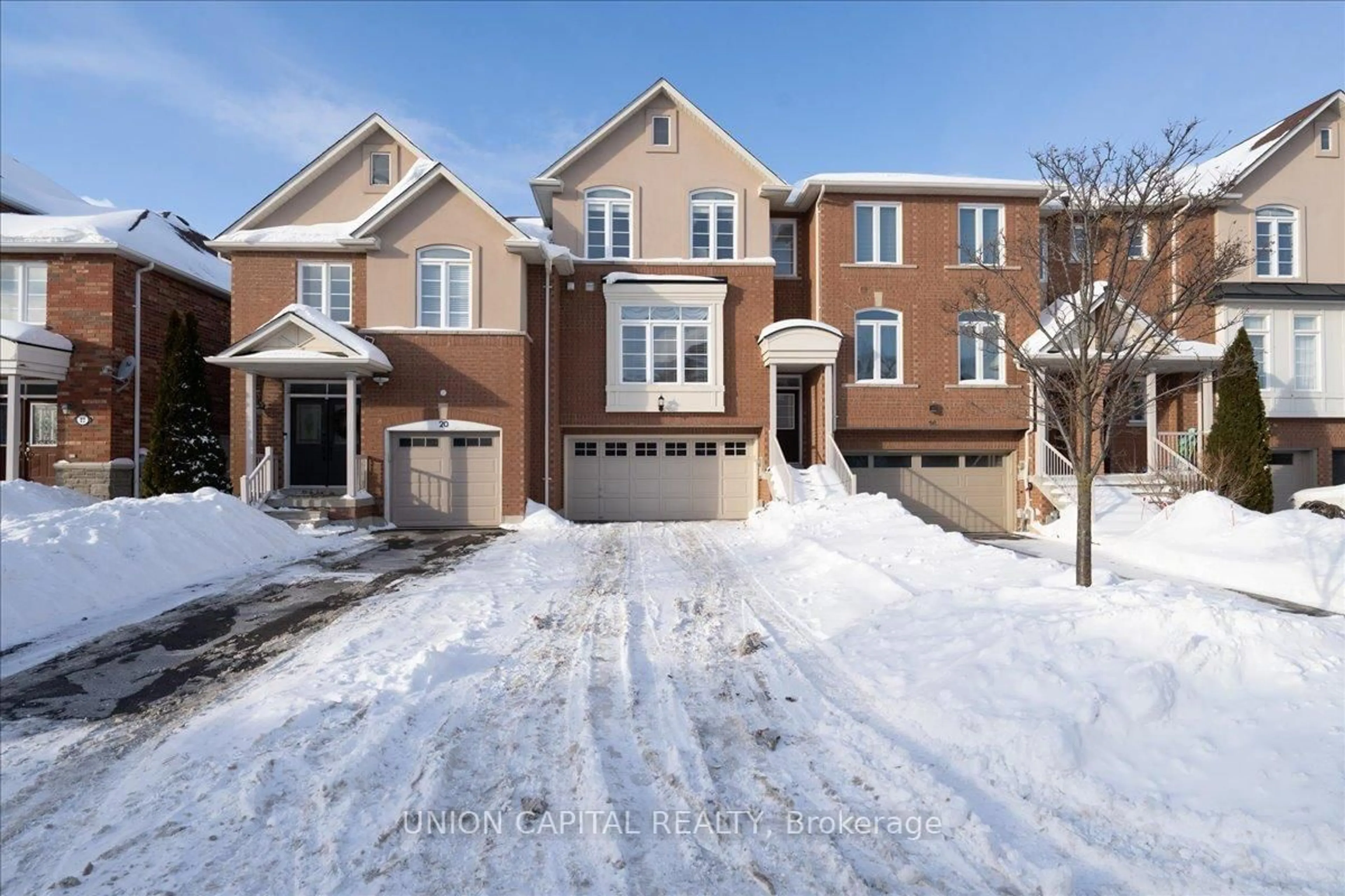 Unknown for 18 Honeywood Rd, Vaughan Ontario L4J 9C2