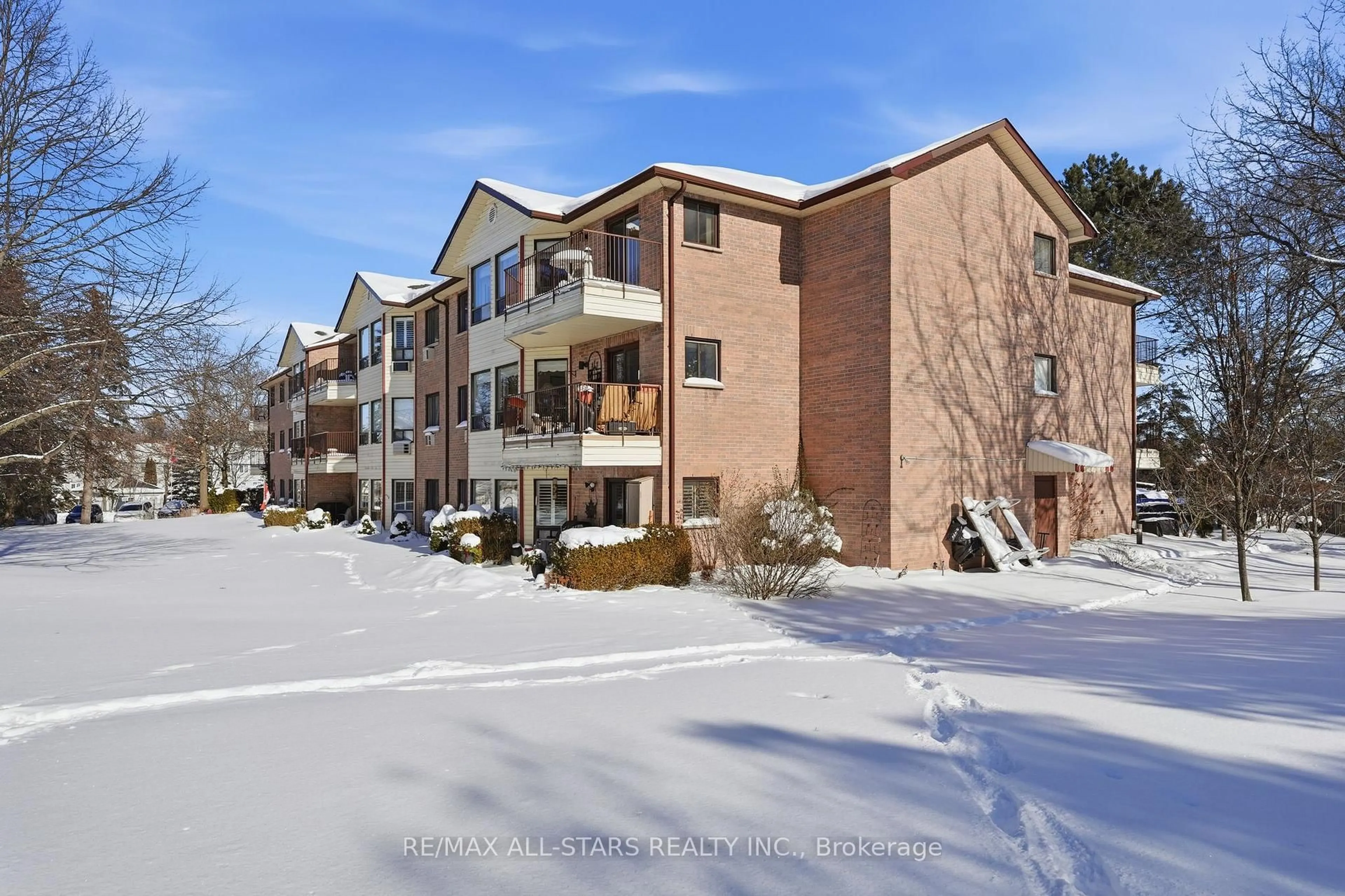 Unknown for 111 Grew Blvd #301, Georgina Ontario L0E 1L0