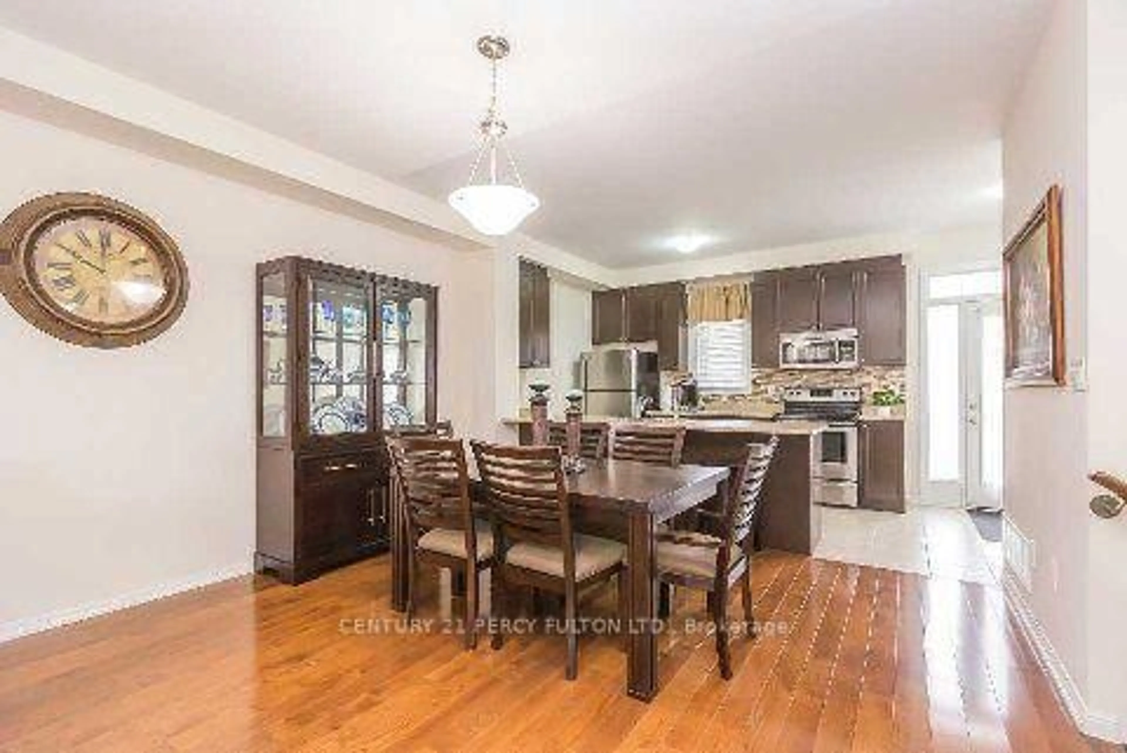 Open concept kitchen, wood/laminate floor for 30 Terry Fox St, Markham Ontario L6B 0W4