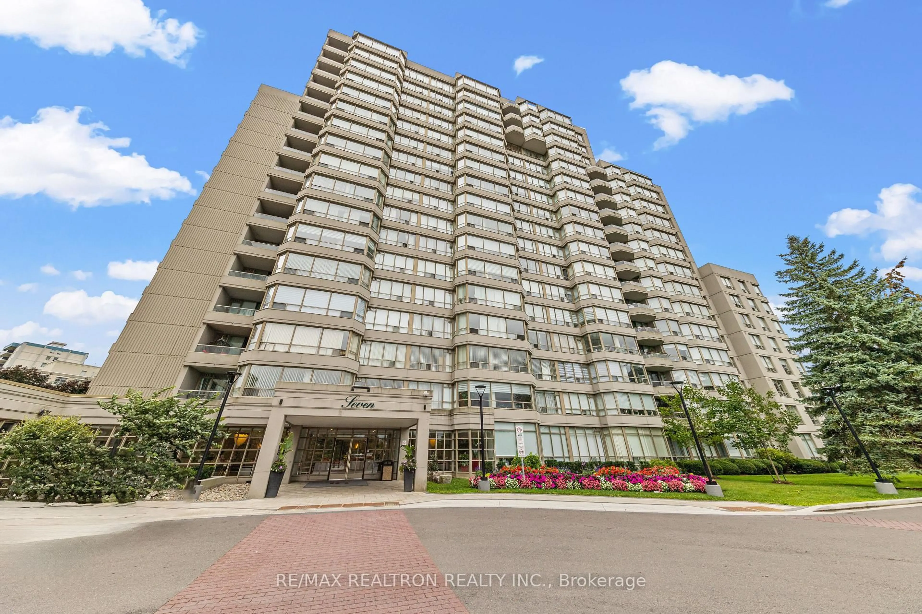 Unknown for 7 Townsgate Dr #1112, Vaughan Ontario L4J 7Z9