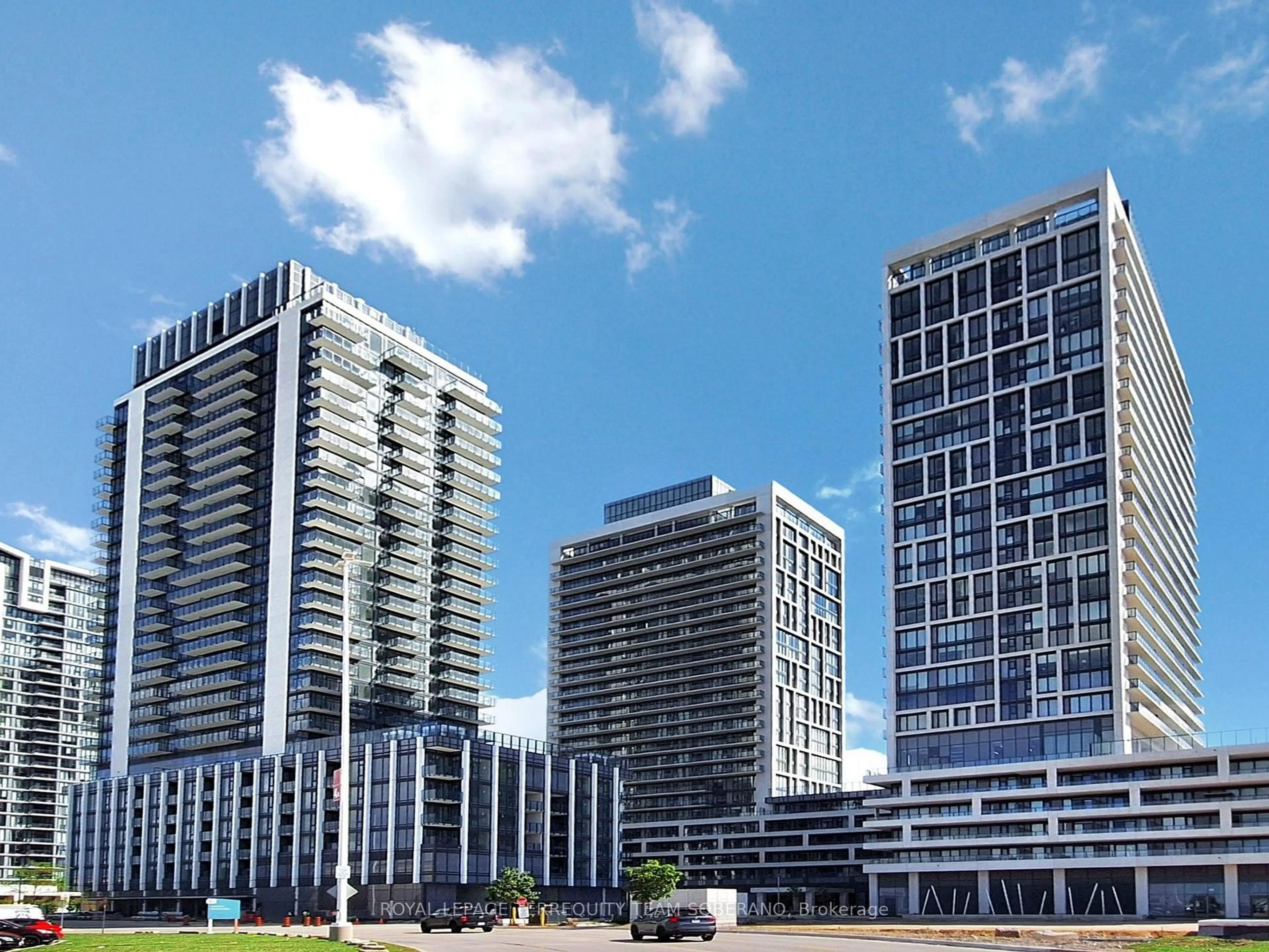 A pic of a room for 8960 Jane St #PH109, Vaughan Ontario L4K 2M9