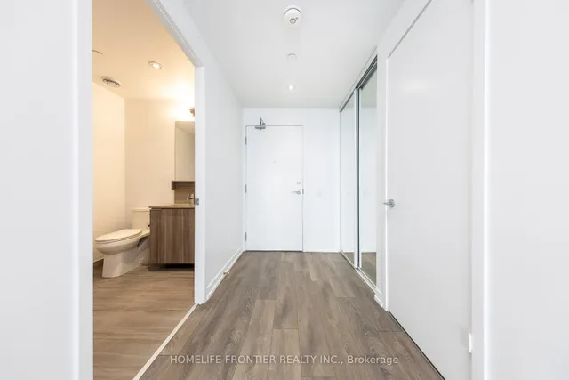 5 Buttermill Ave #5001, Vaughan 3