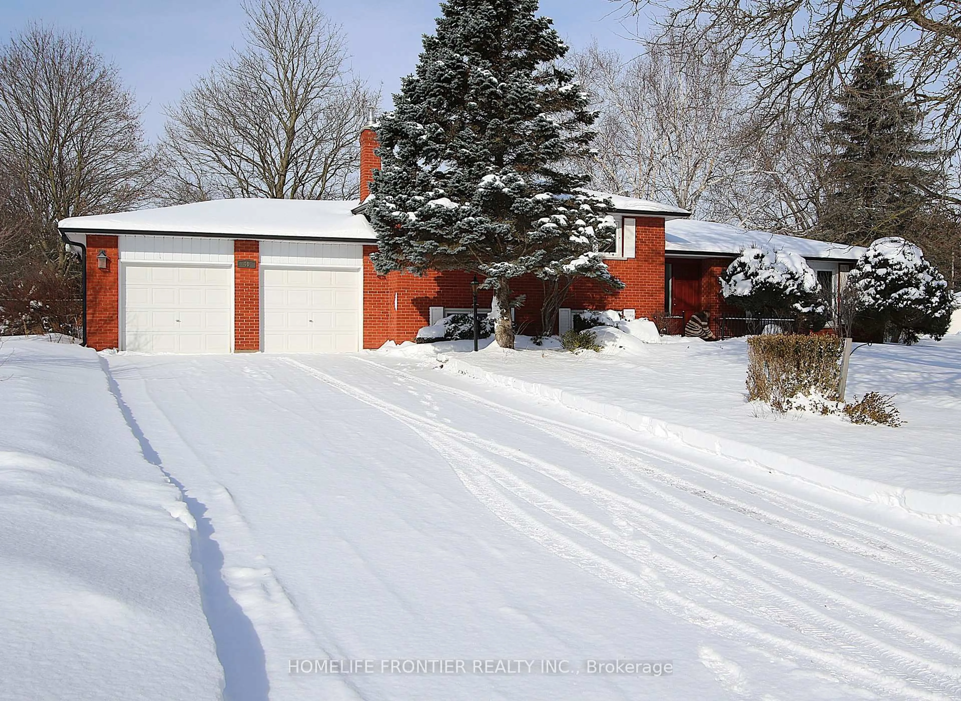 Unknown for 40 Delta Cres, East Gwillimbury Ontario L9N 1G4