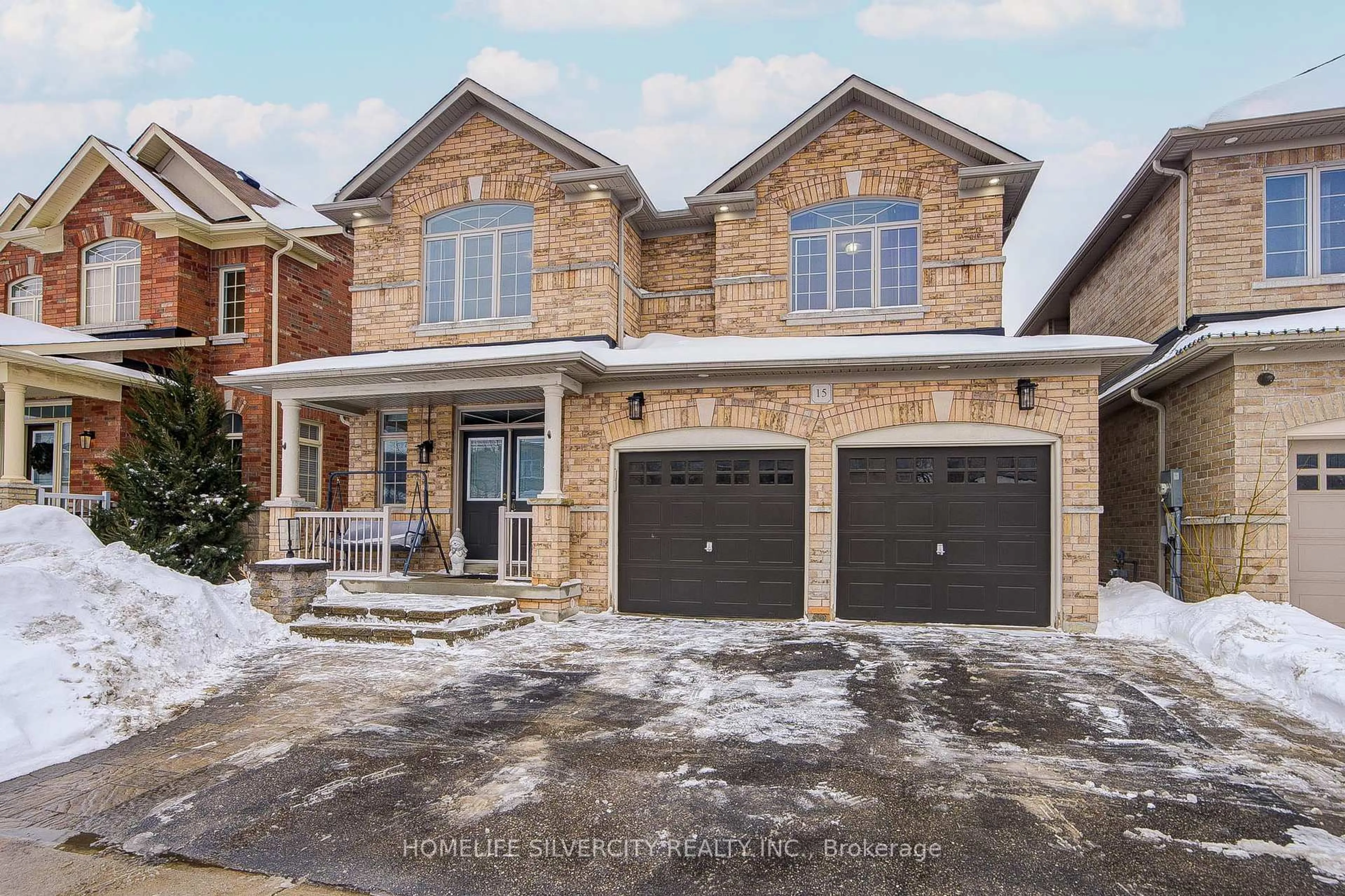 Home with brick exterior material, street for 15 Durhamview Cres, Whitchurch-Stouffville Ontario L4A 1H4