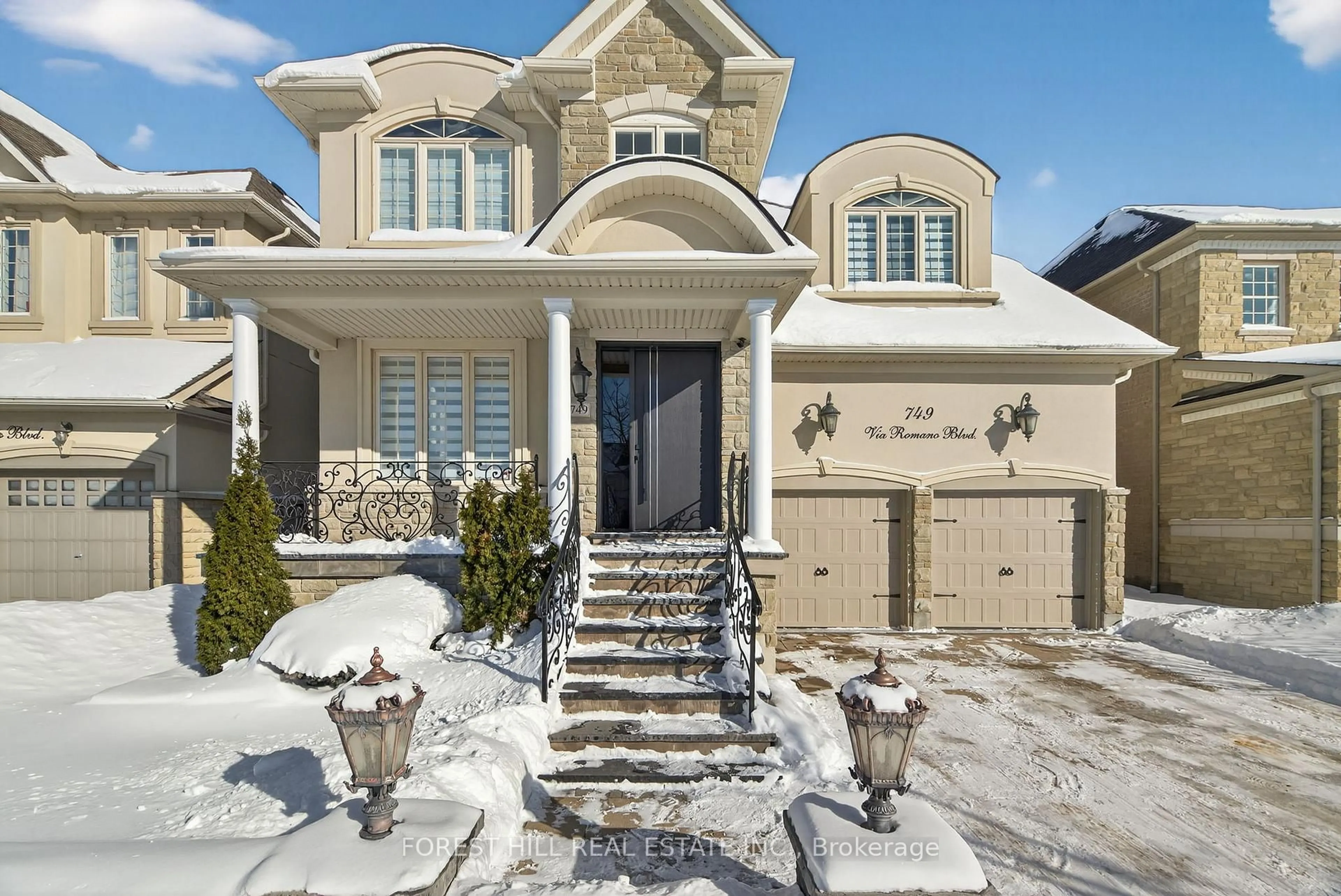 Unknown for 749 Via Romano Blvd, Vaughan Ontario L6A 0G4