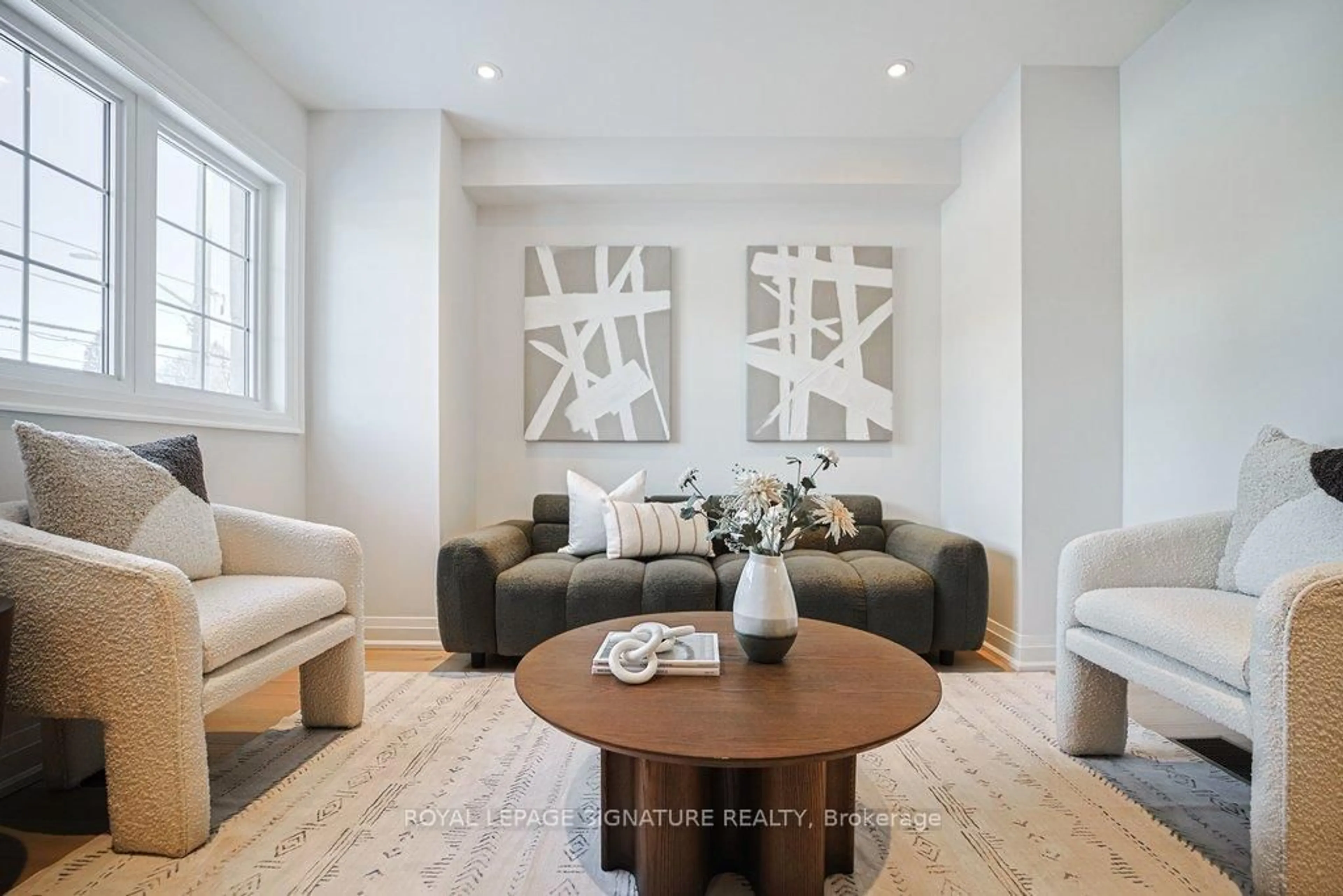 Living room with furniture, unknown for 4163 Major Mackenzie Dr, Markham Ontario L6C 3L5