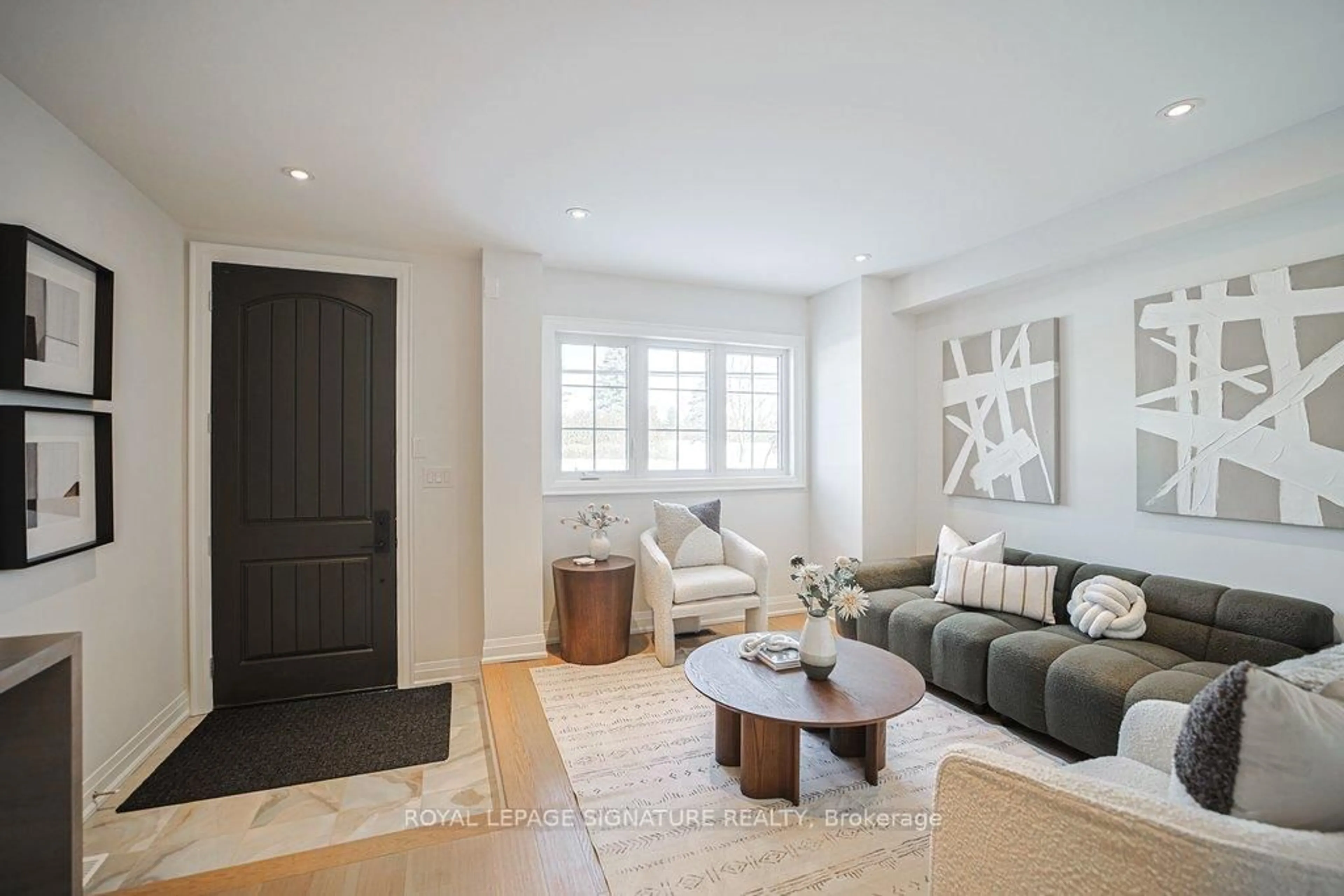 Living room with furniture, unknown for 4163 Major Mackenzie Dr, Markham Ontario L6C 3L5