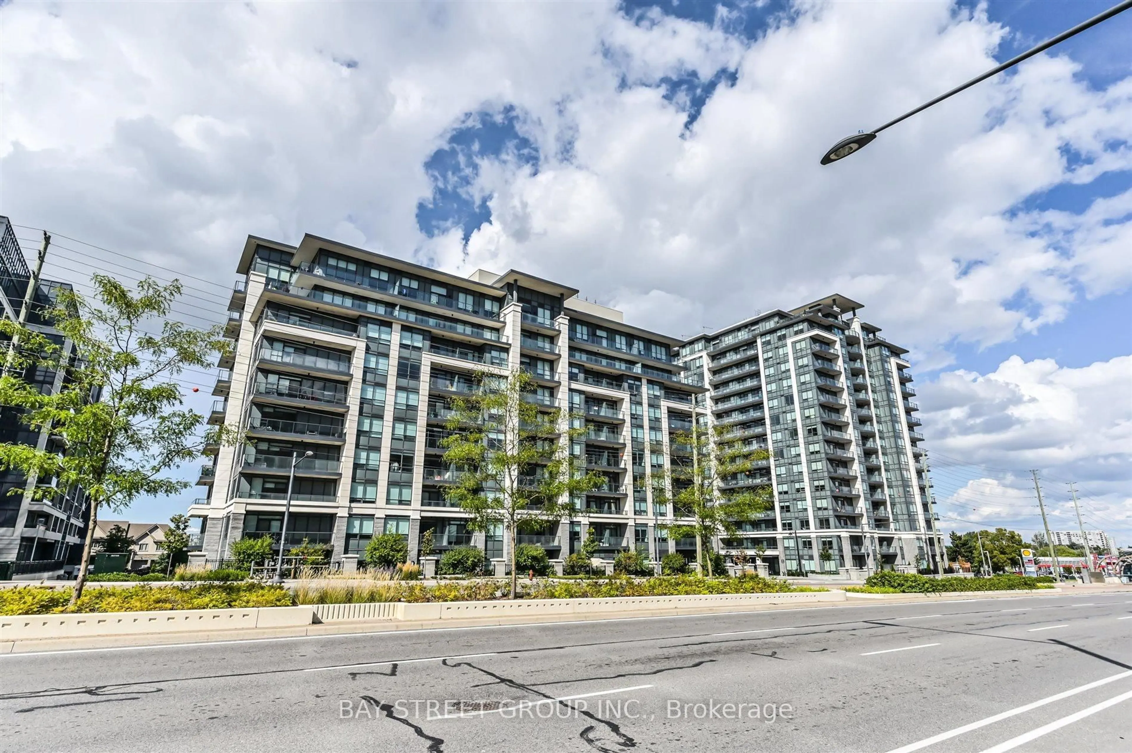 A pic from outside/outdoor area/front of a property/back of a property/a pic from drone, street for 398 Highway 7 Rd #Ph06, Richmond Hill Ontario L4B 1A7