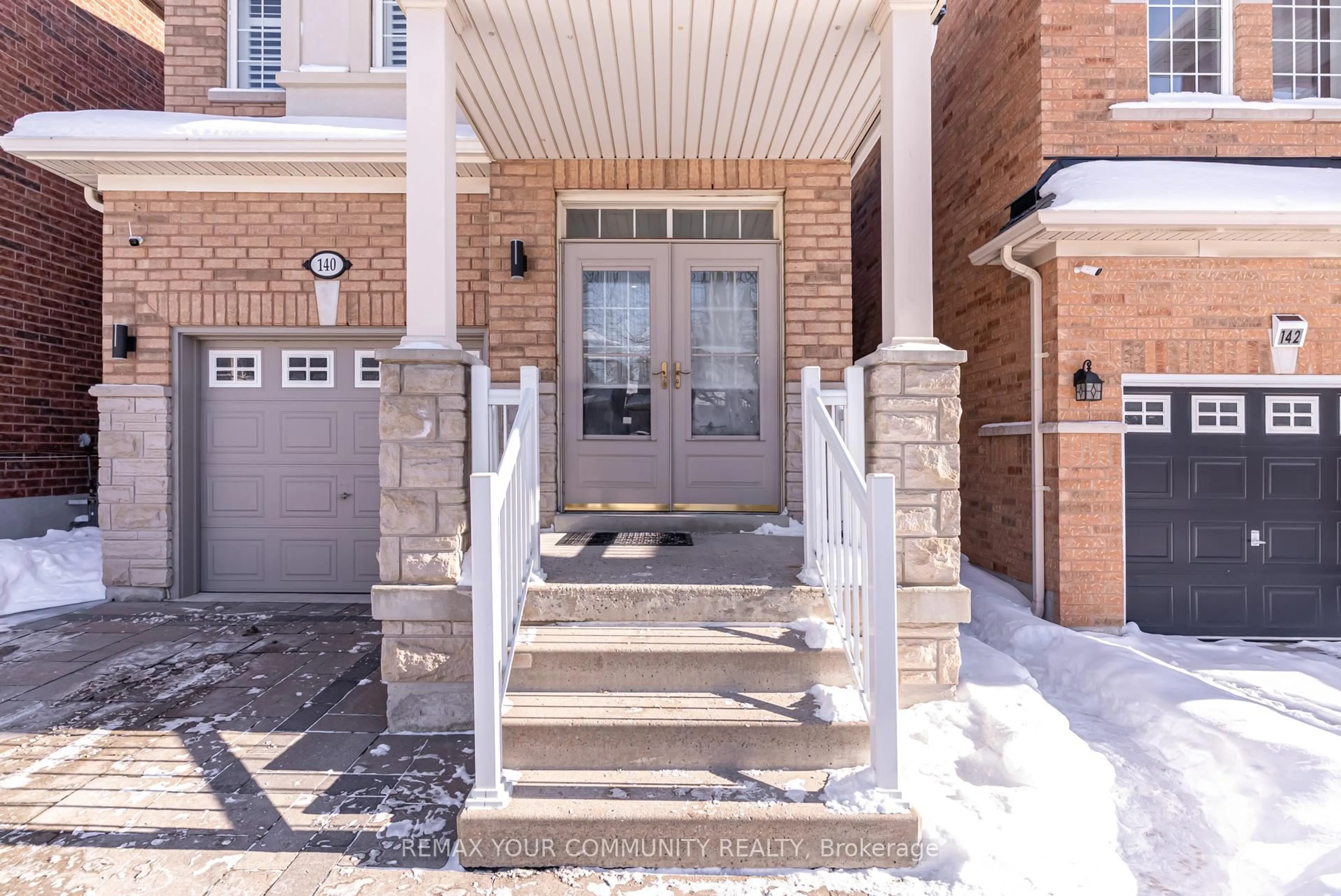 Unknown for 140 Laramie Cres, Vaughan Ontario L6A 0R1