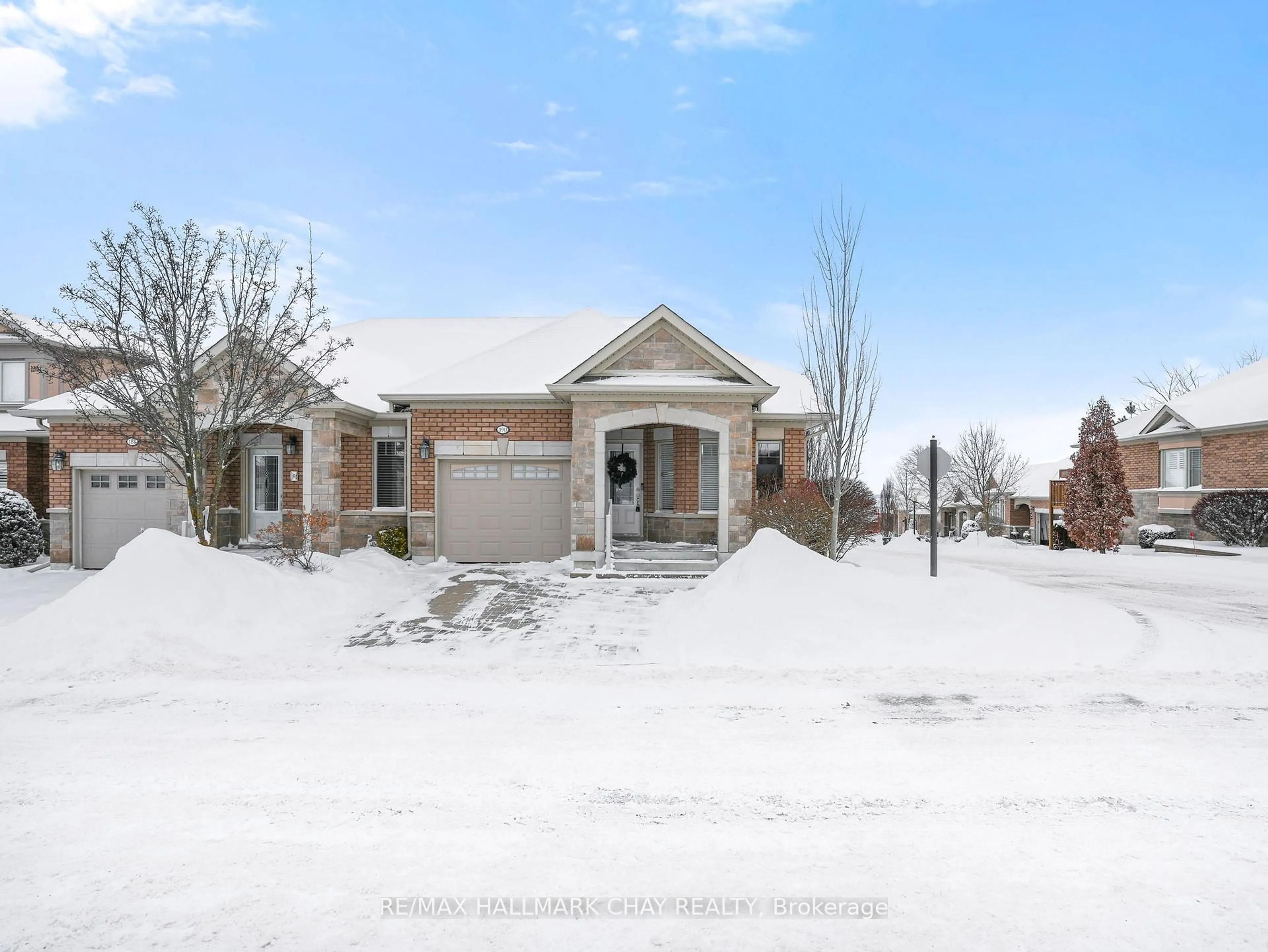 Home with brick exterior material, street for 190 Ridge Way, New Tecumseth Ontario L9R 0H3